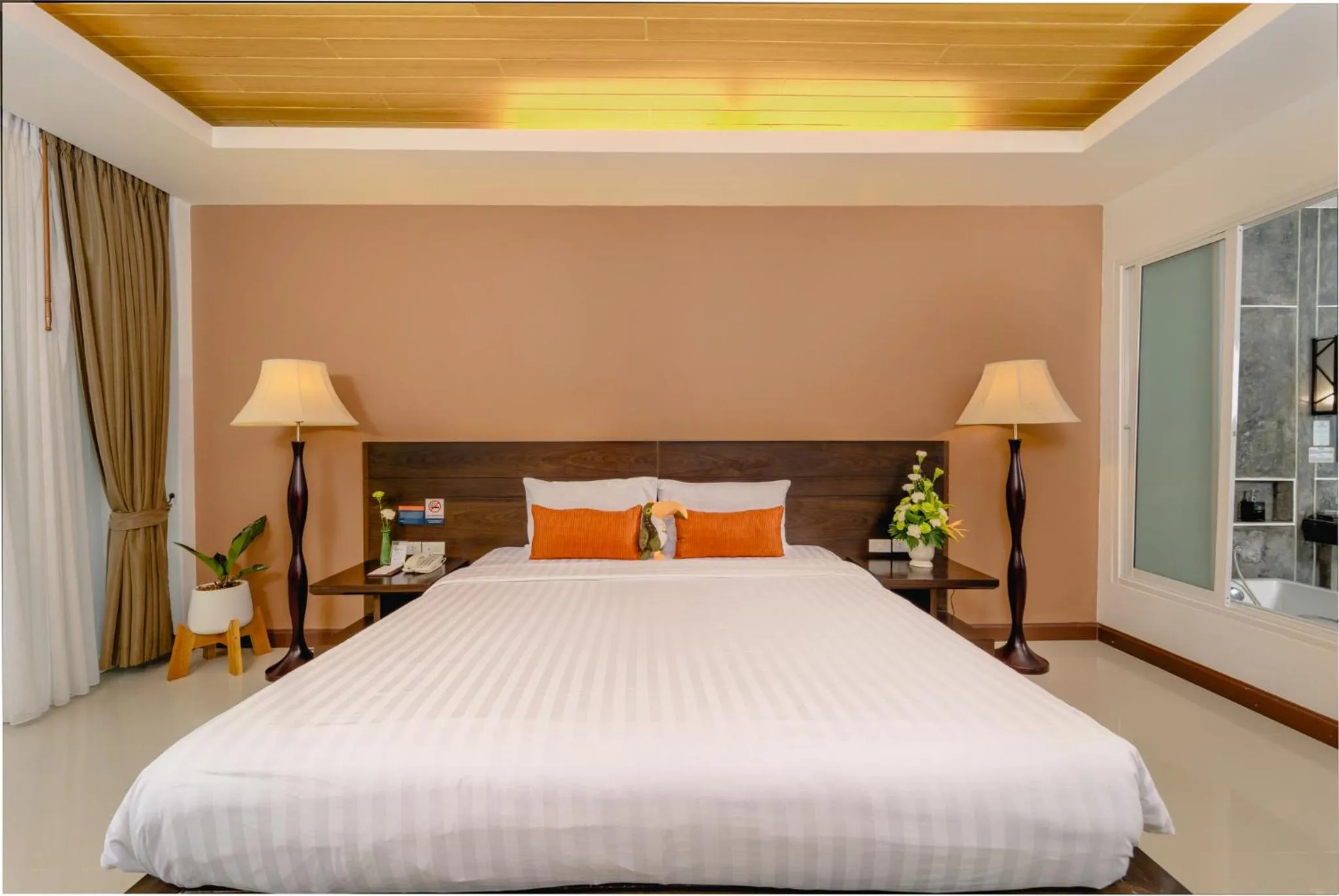 Bed in Railay Princess Resort & Spa