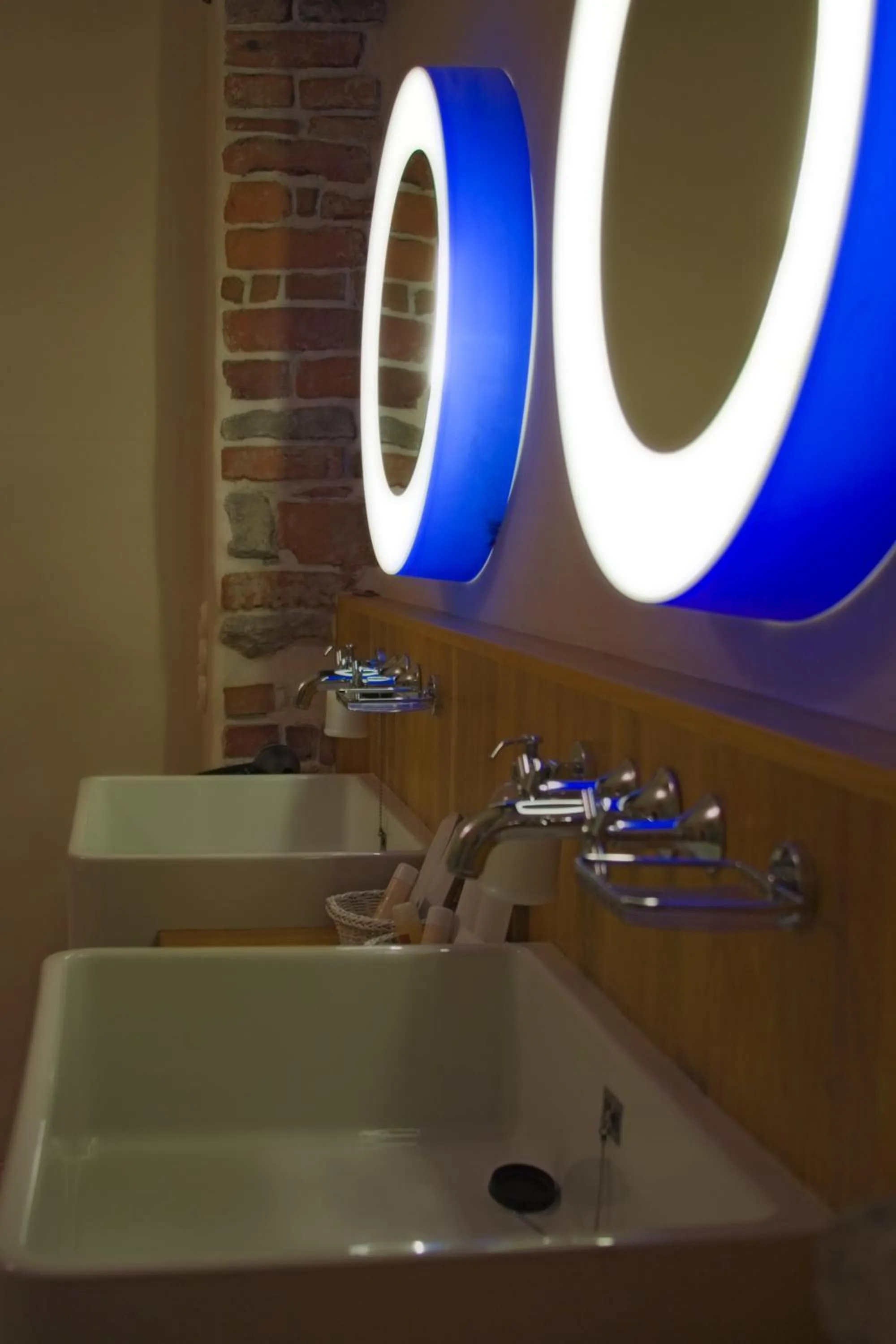 Shower in St.Olav Hotel