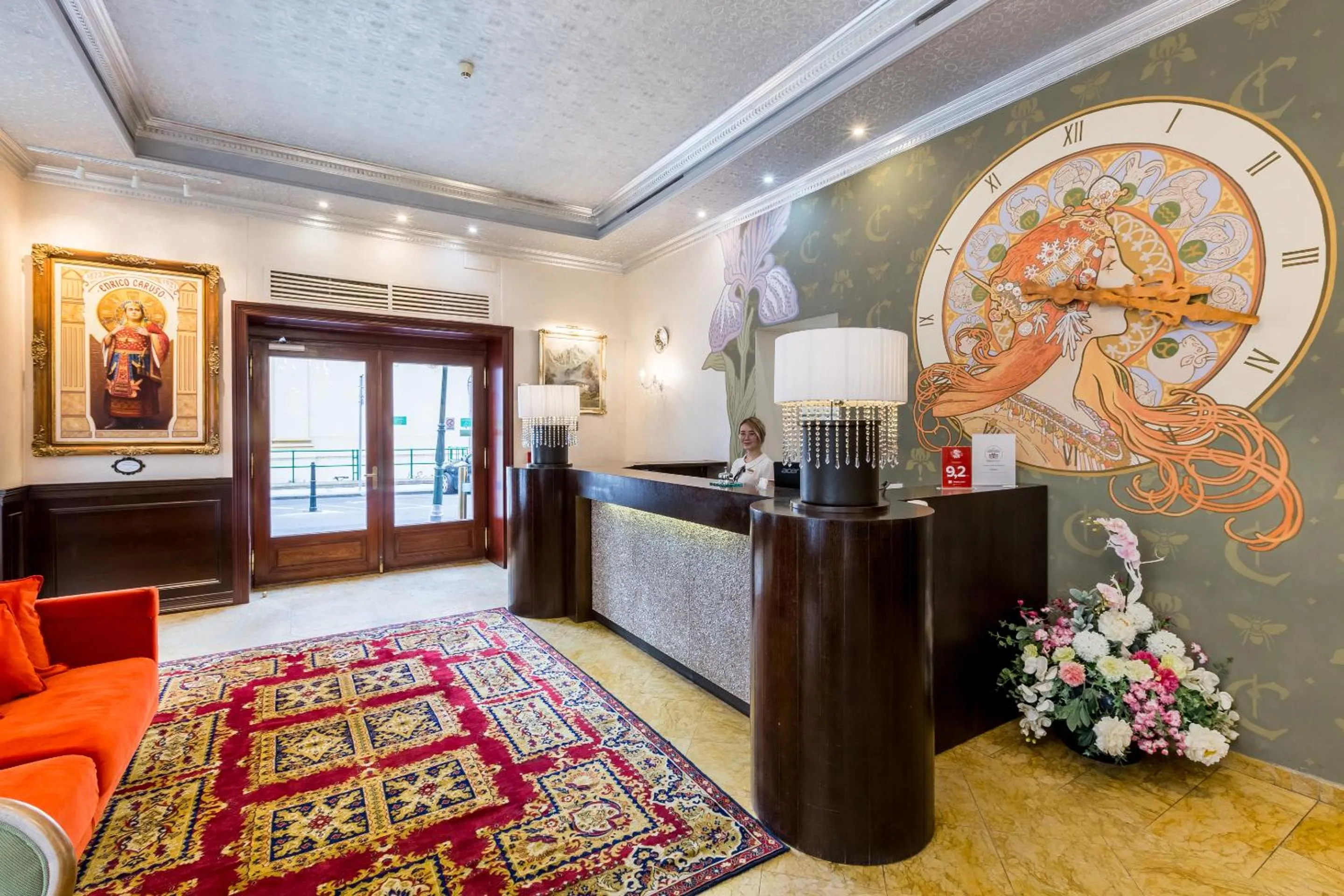 Lobby or reception in Hotel Caruso Old Town