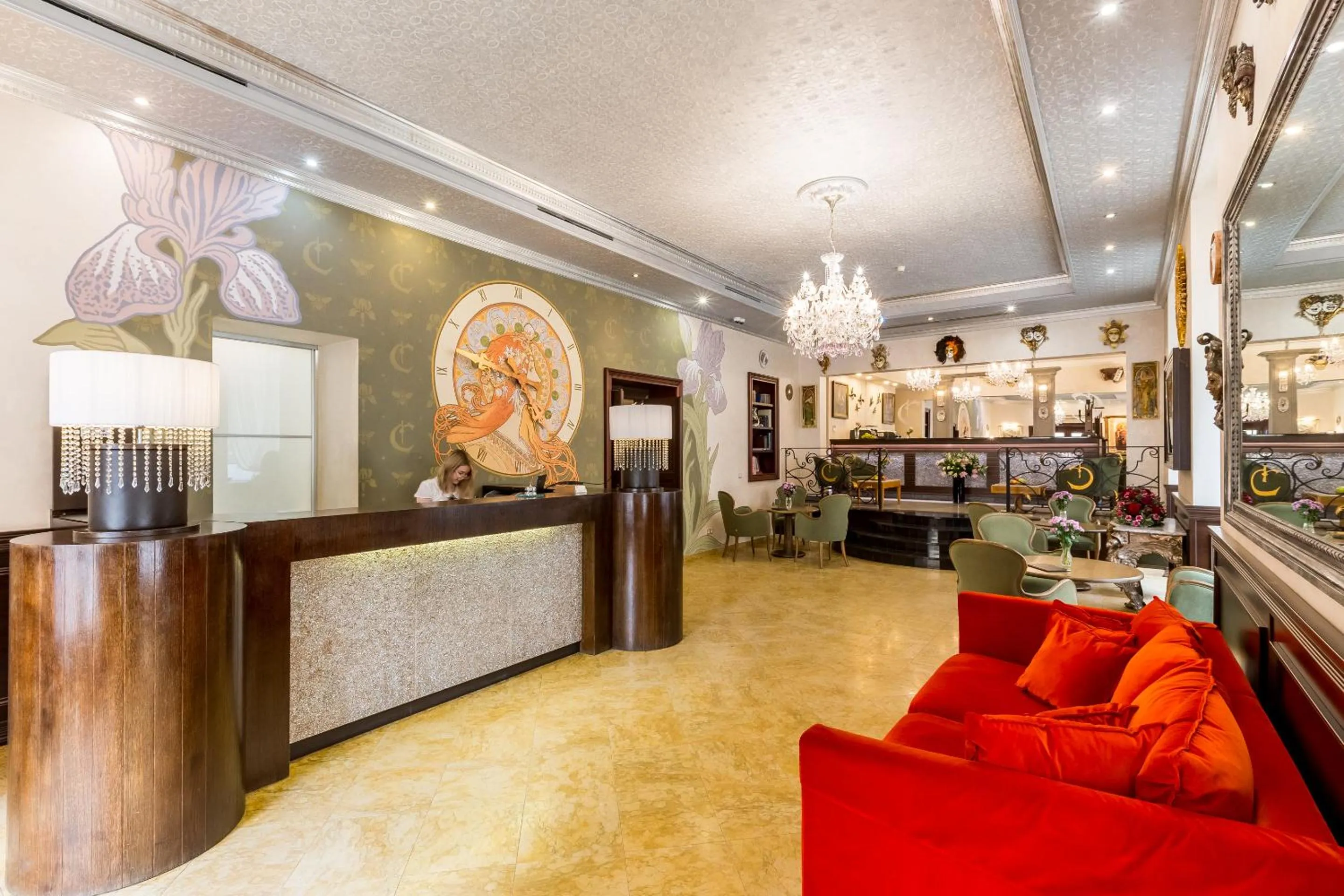 Lobby or reception in Hotel Caruso Old Town