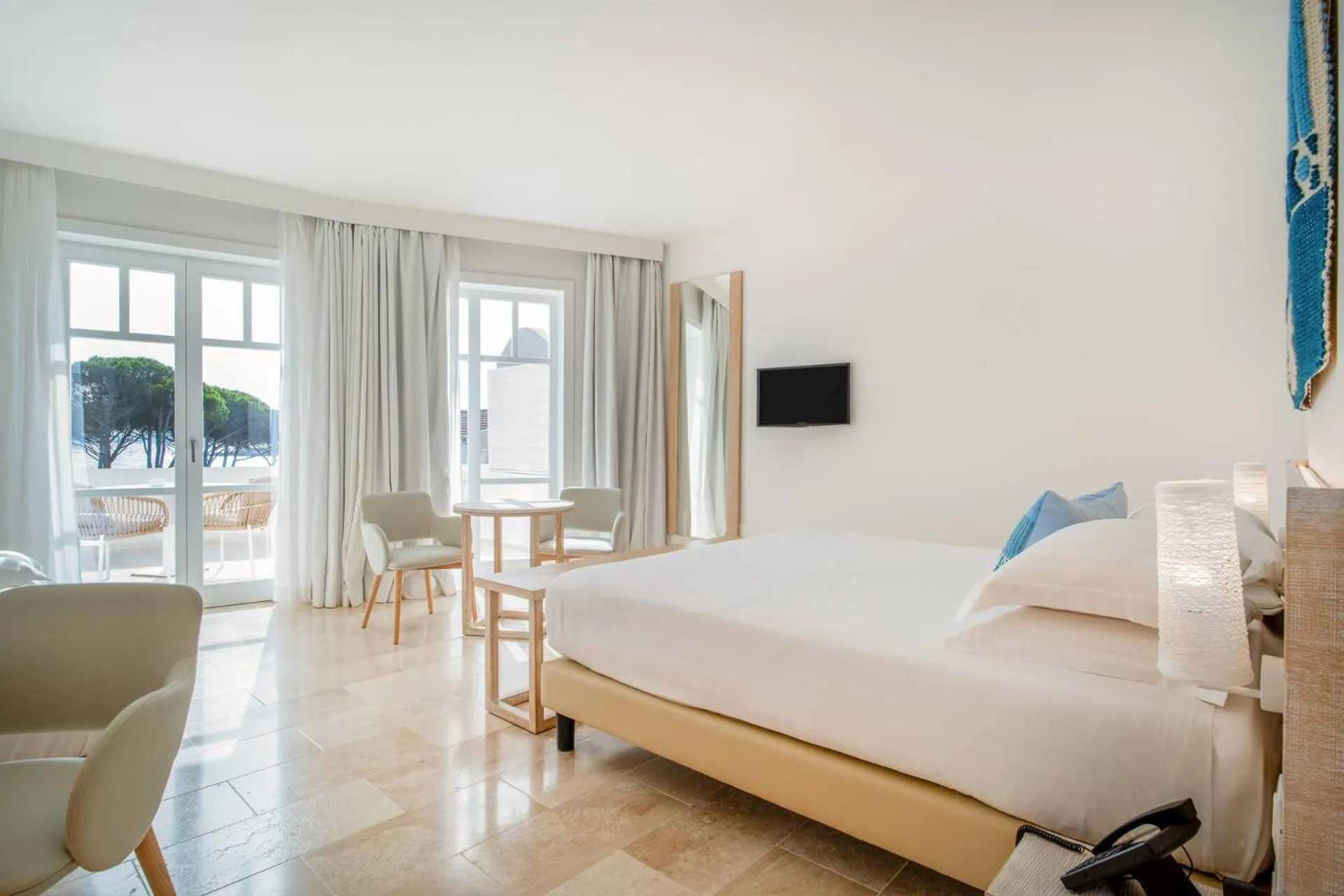Bed in Felix Hotels - Hotel La Coluccia