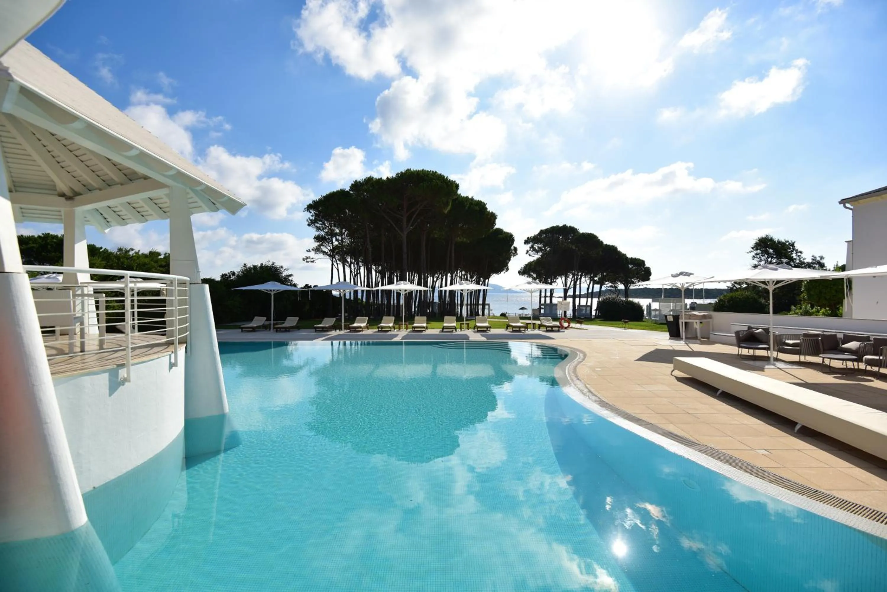 Swimming pool in Felix Hotels - Hotel La Coluccia
