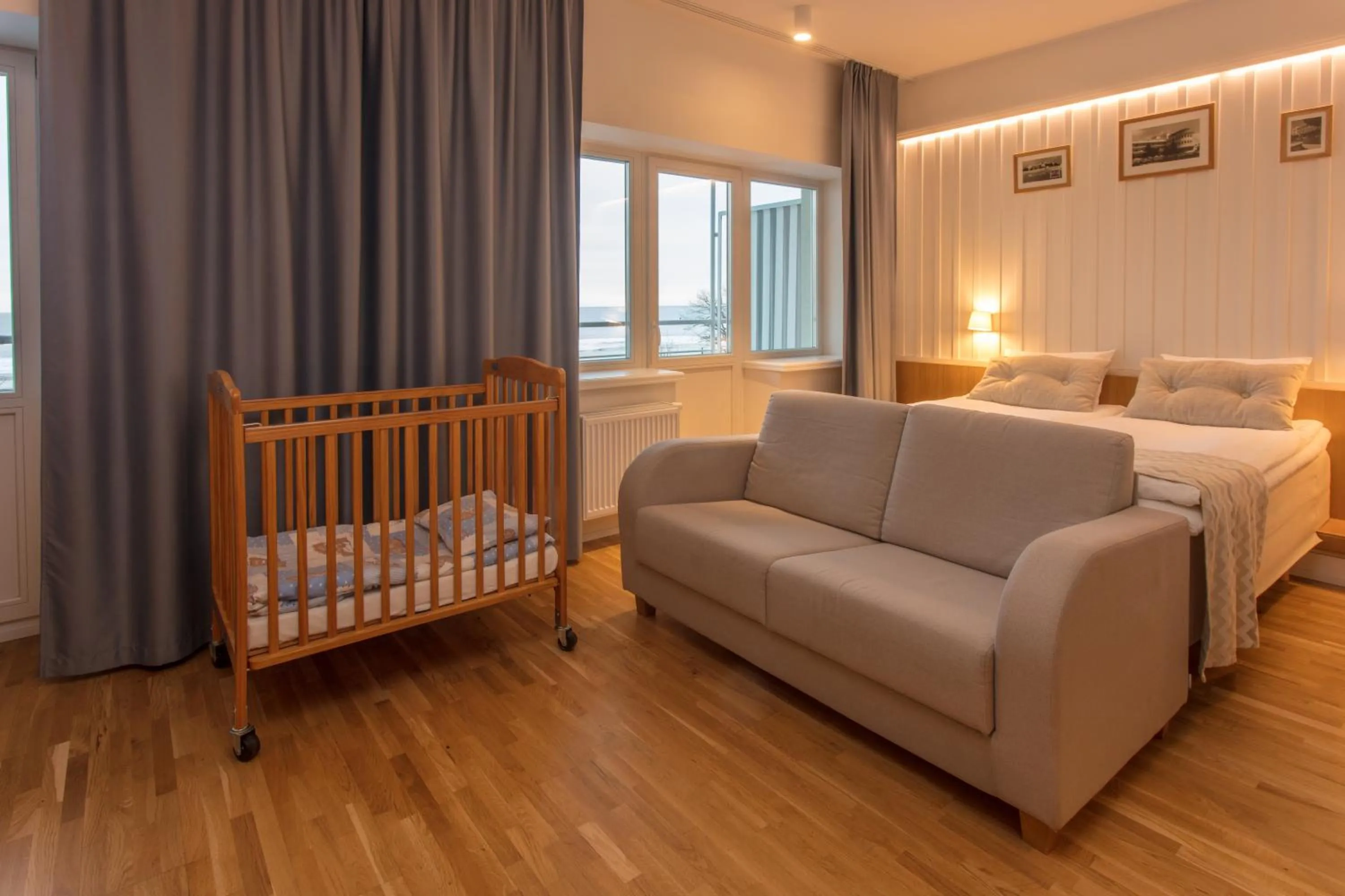 cot, Bed in Rannahotell