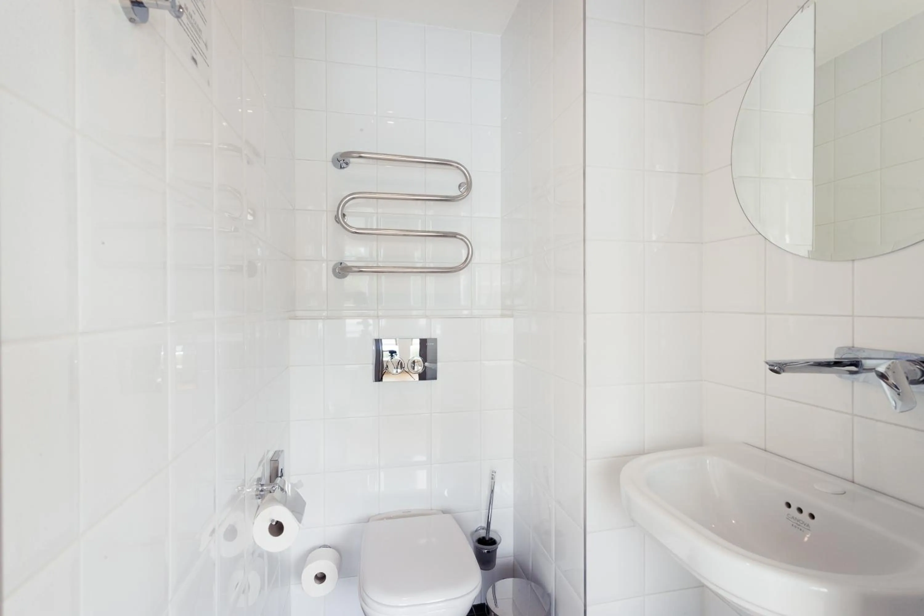 Toilet in Rannahotell