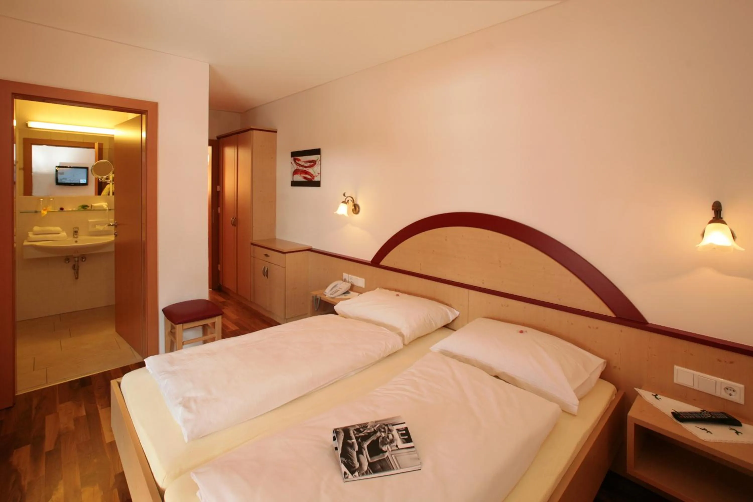 Bed in Aparthotel Waidmannsheil