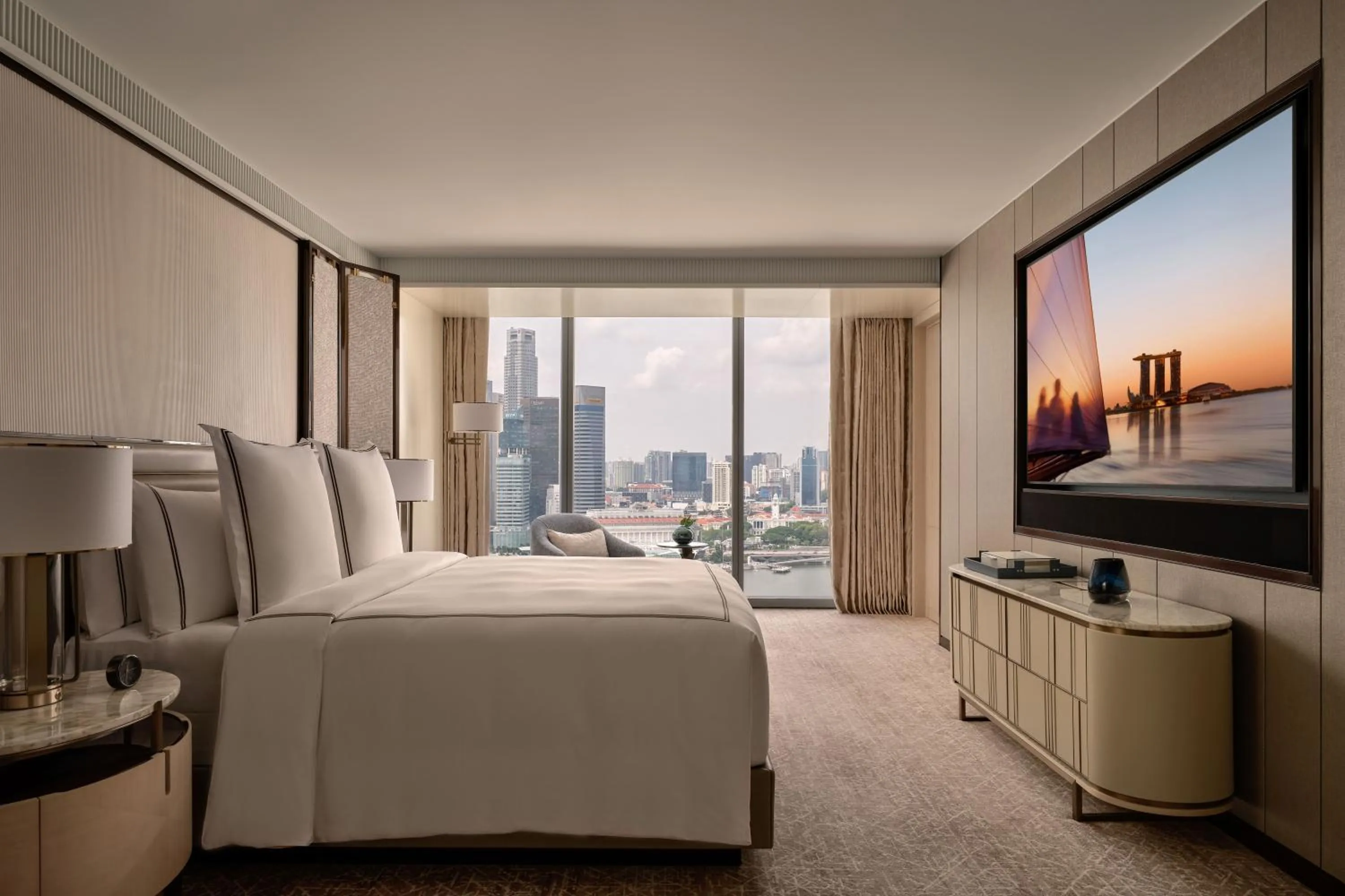 Bedroom, Bed in Marina Bay Sands