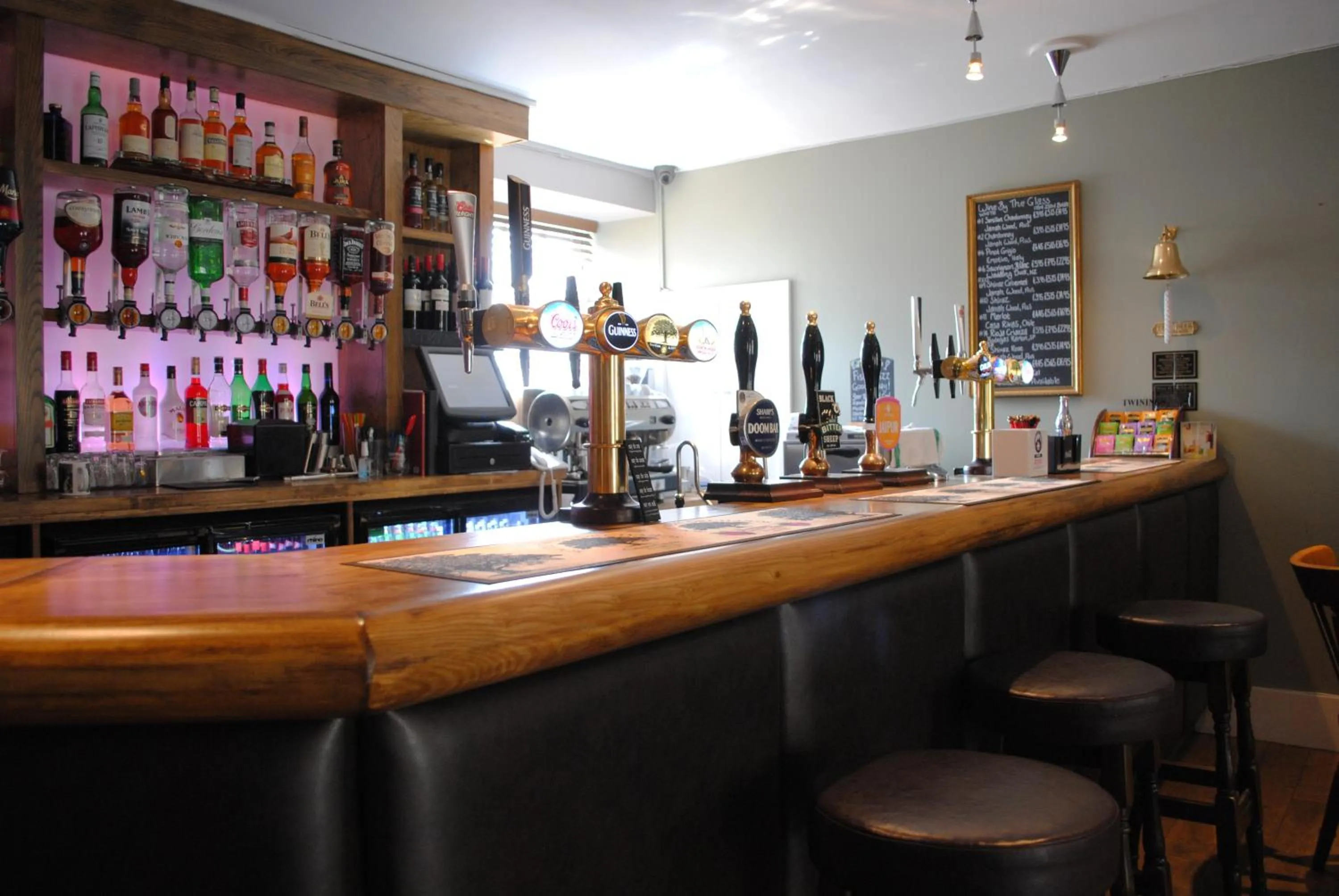 Lounge or bar in The Sycamore Inn