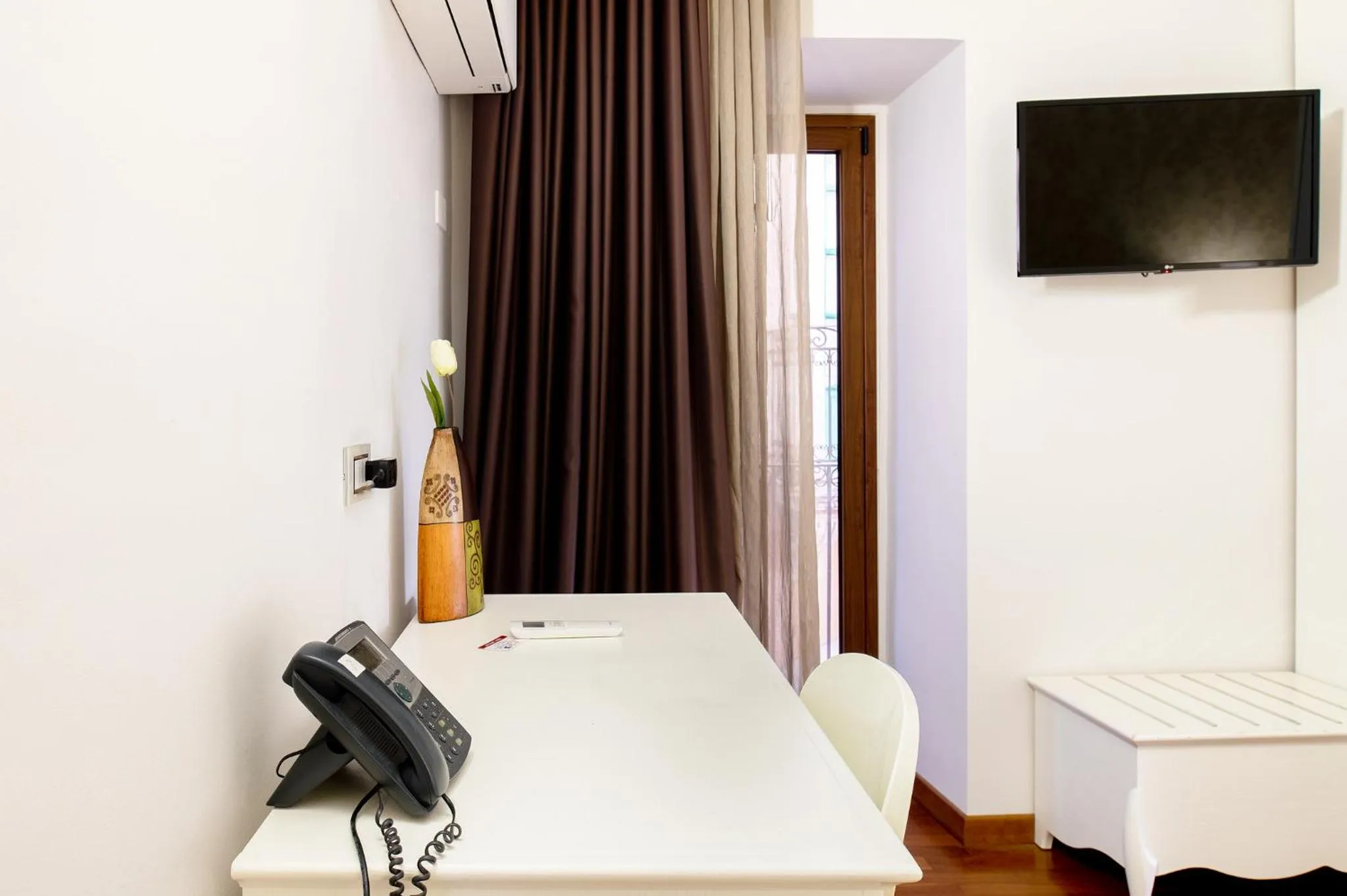 hair dresser in Porta Nazionale Dependance