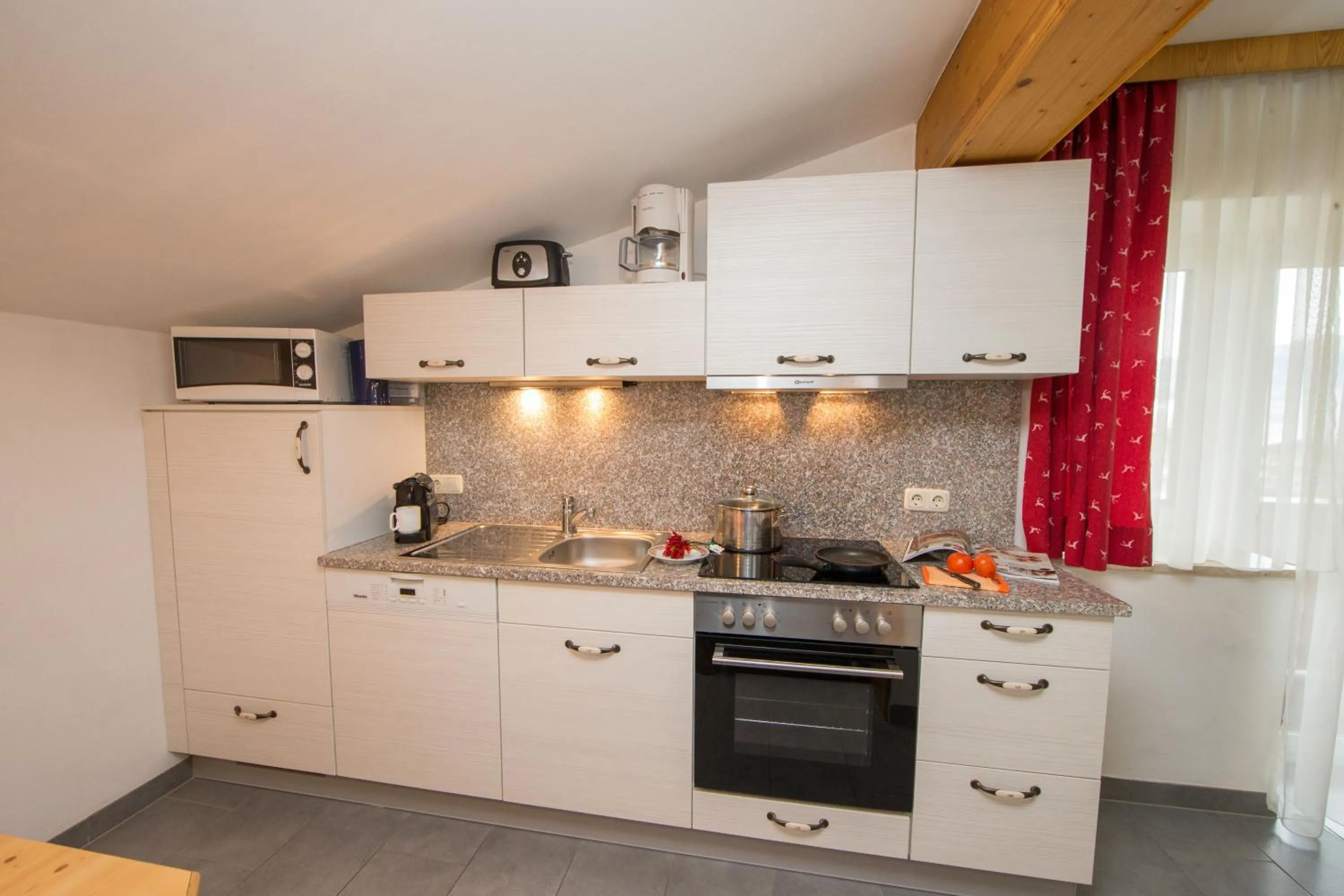 Kitchen or kitchenette in Apartmenthaus Gotthardt