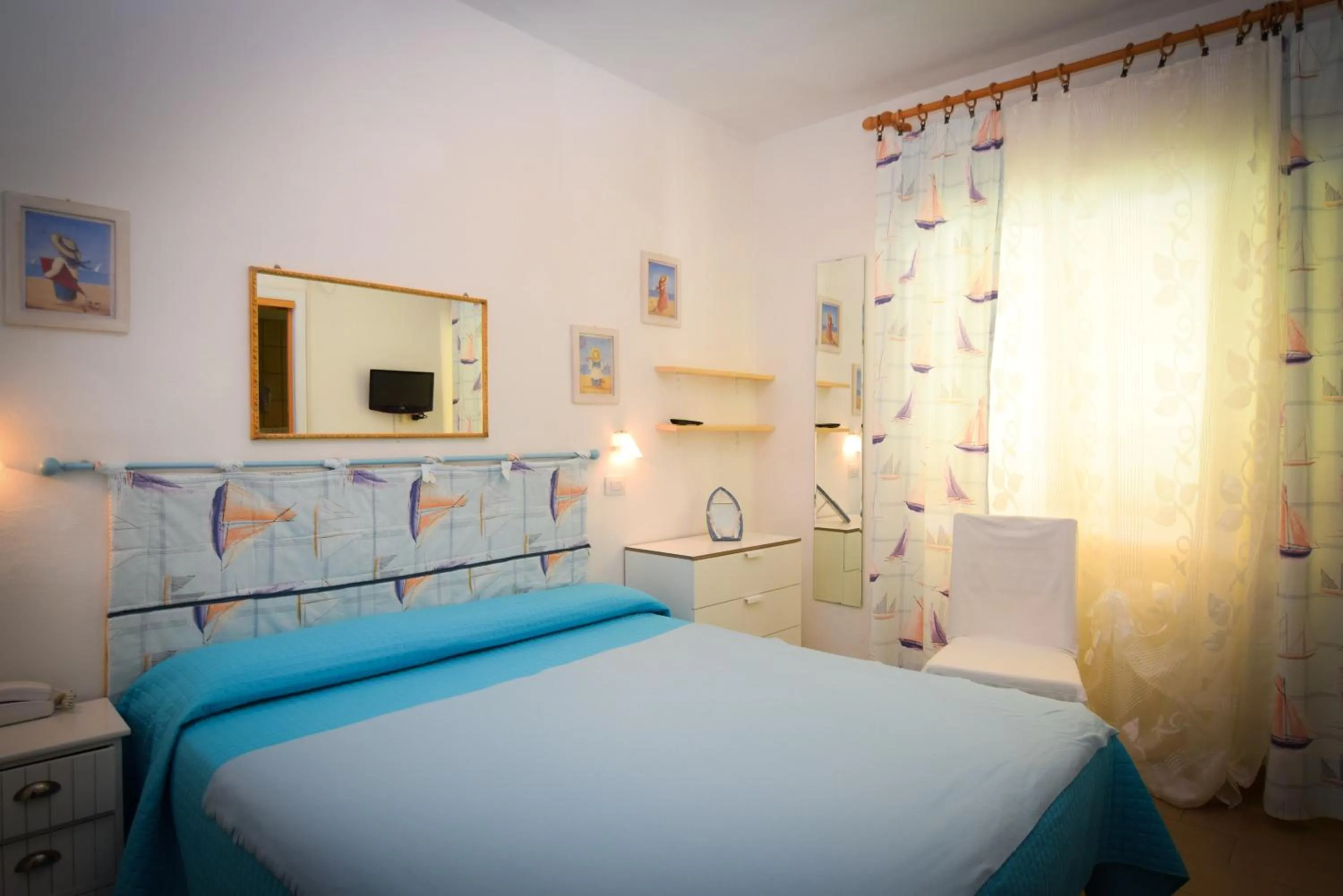 Photo of the whole room in Hotel Villa Denia