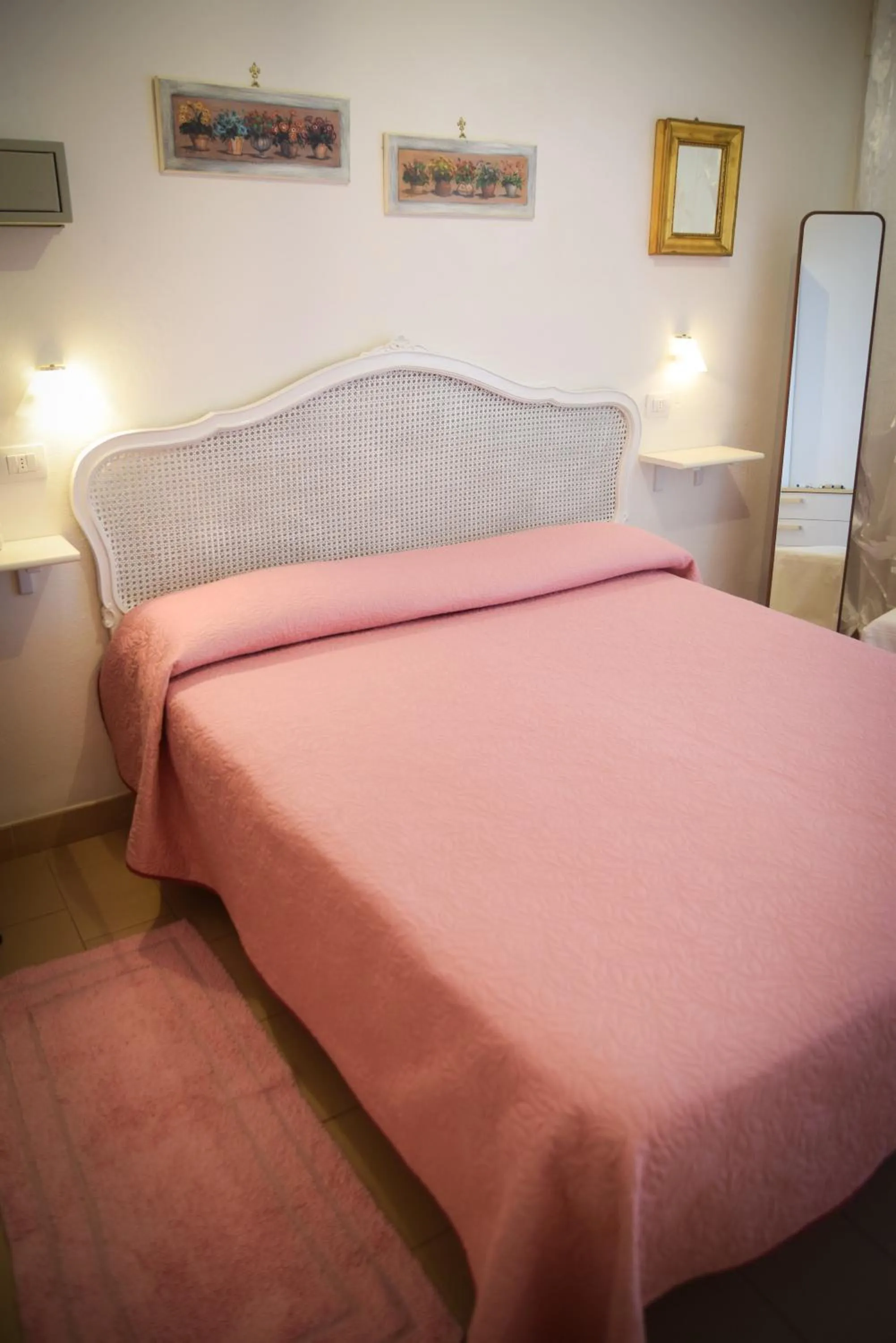 Photo of the whole room in Hotel Villa Denia