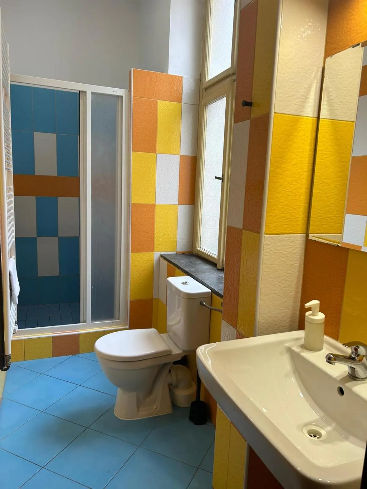 Bathroom in Hostel Downtown