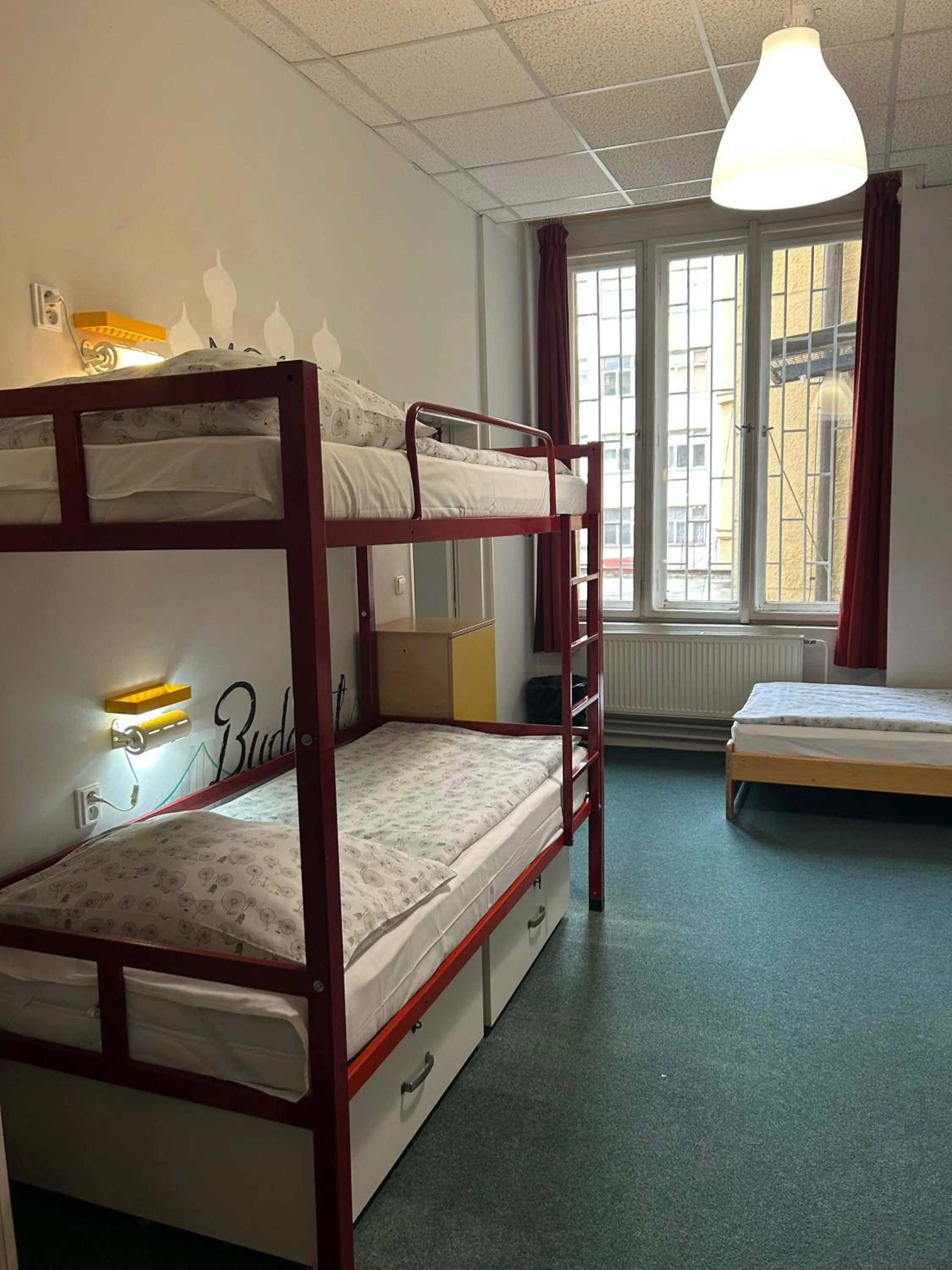 Photo of the whole room, Bed in Hostel Downtown