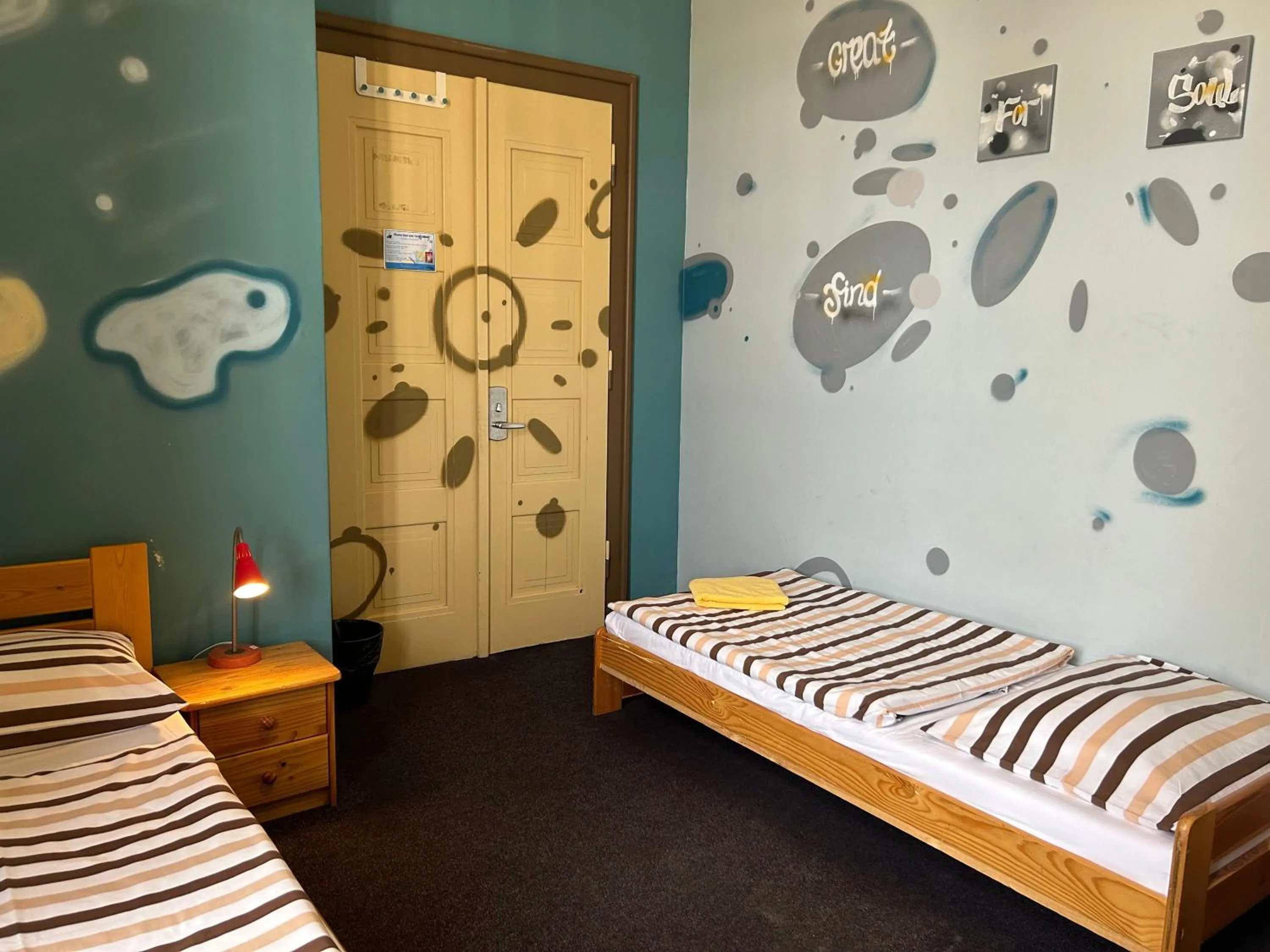 Photo of the whole room, Bed in Hostel Downtown