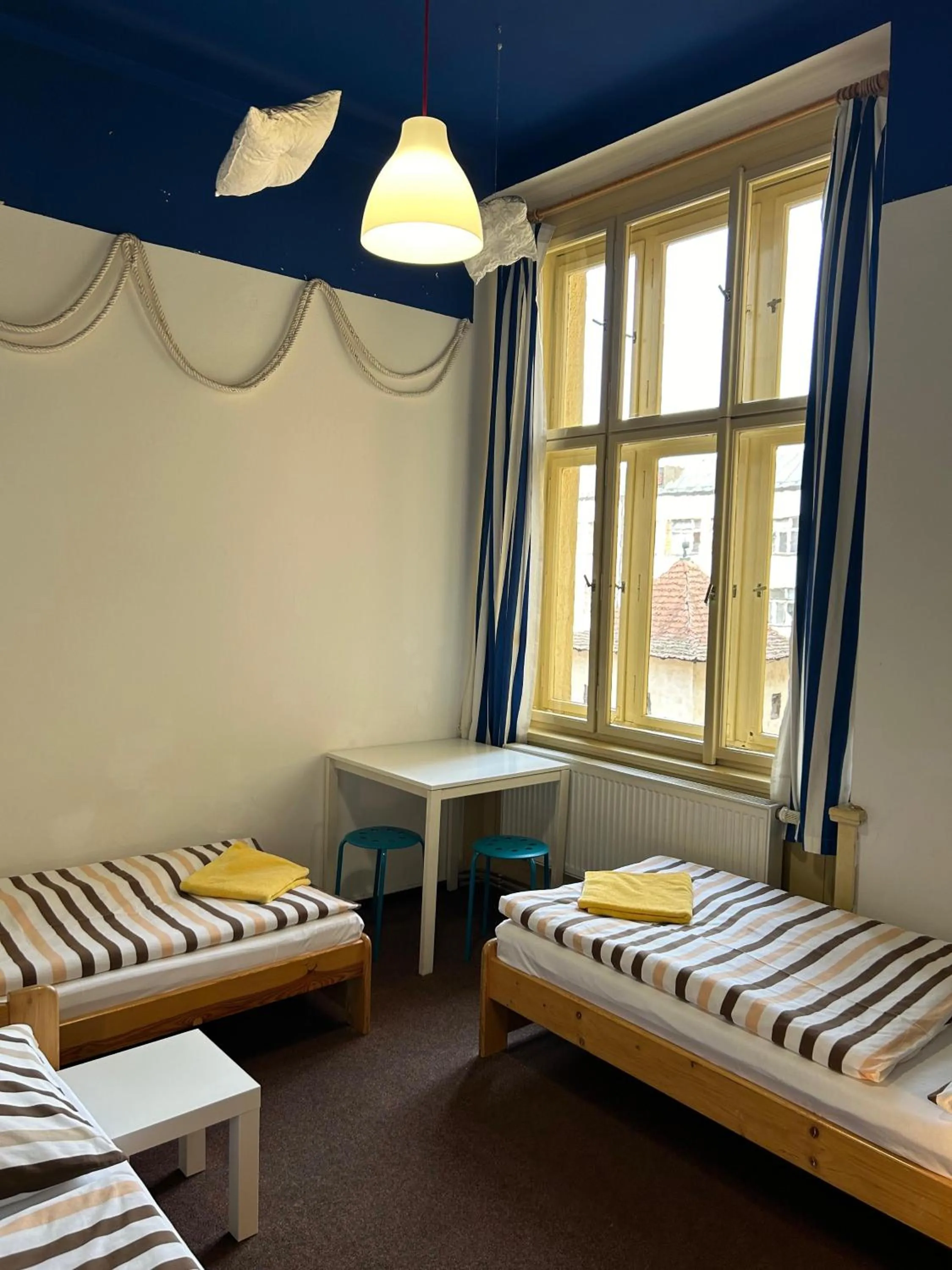 Photo of the whole room, Bed in Hostel Downtown