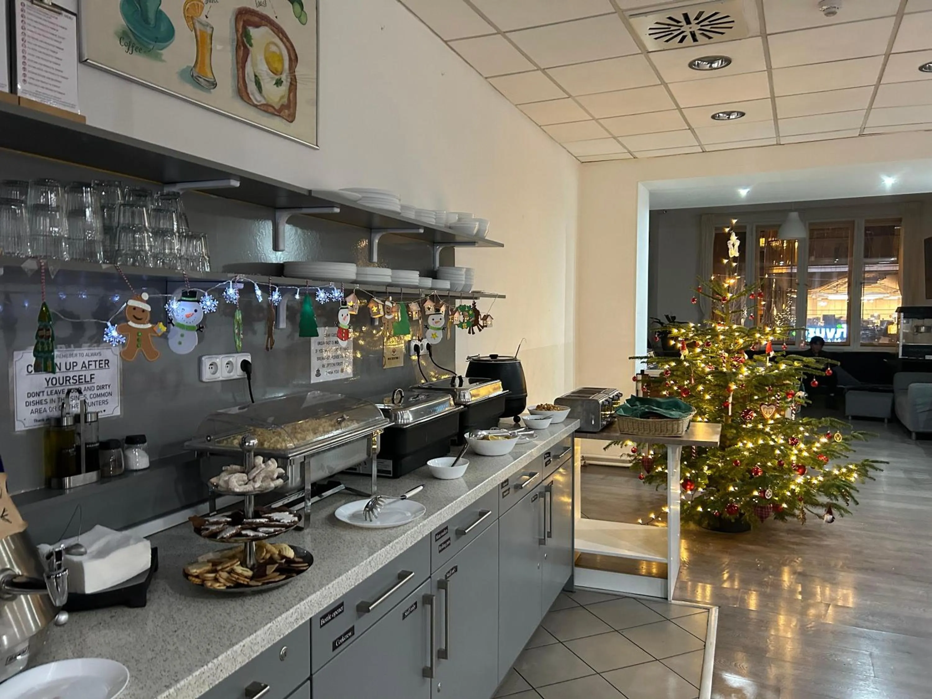 Entertainment in Hostel Downtown