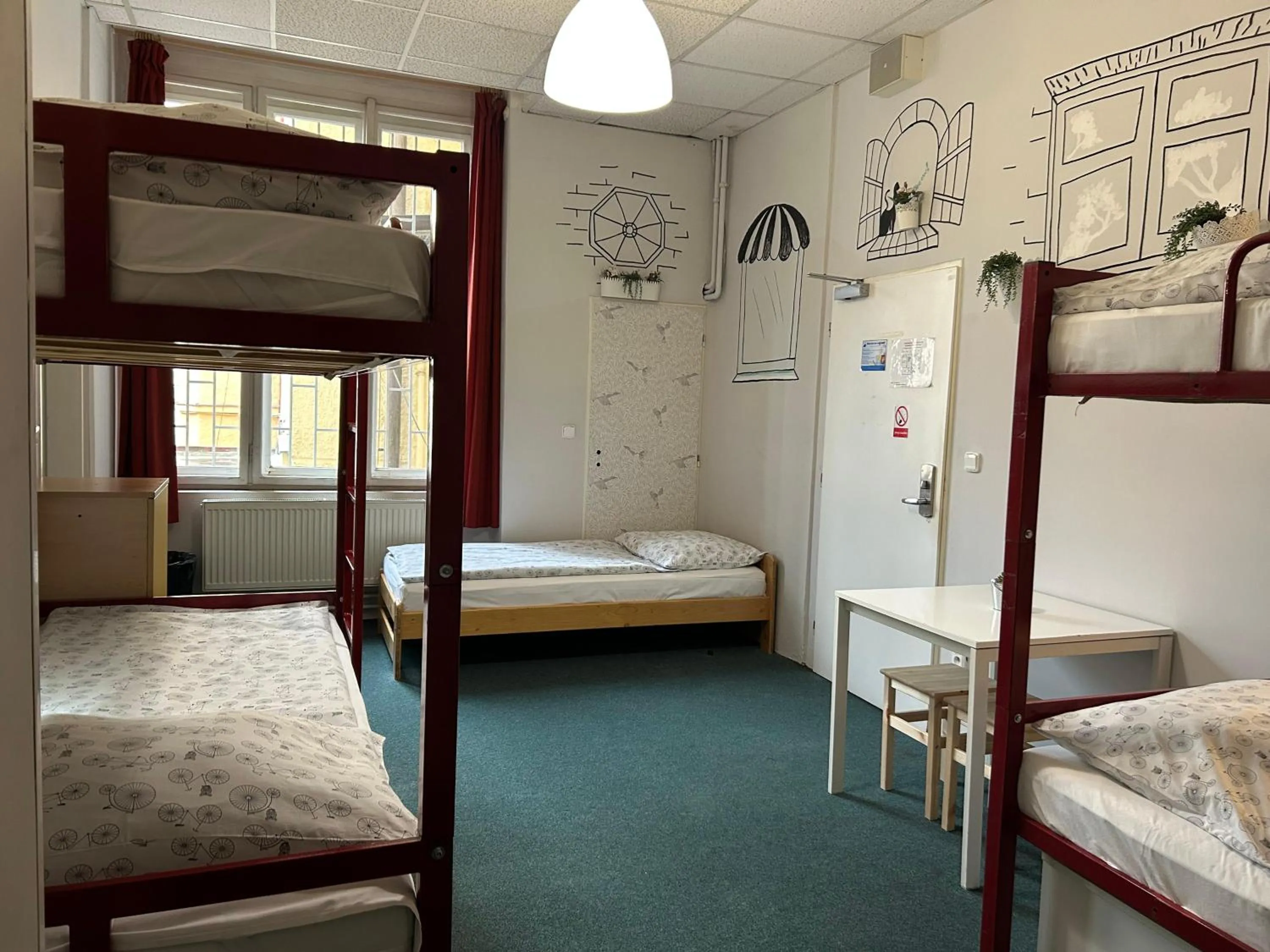 Photo of the whole room, Bed in Hostel Downtown