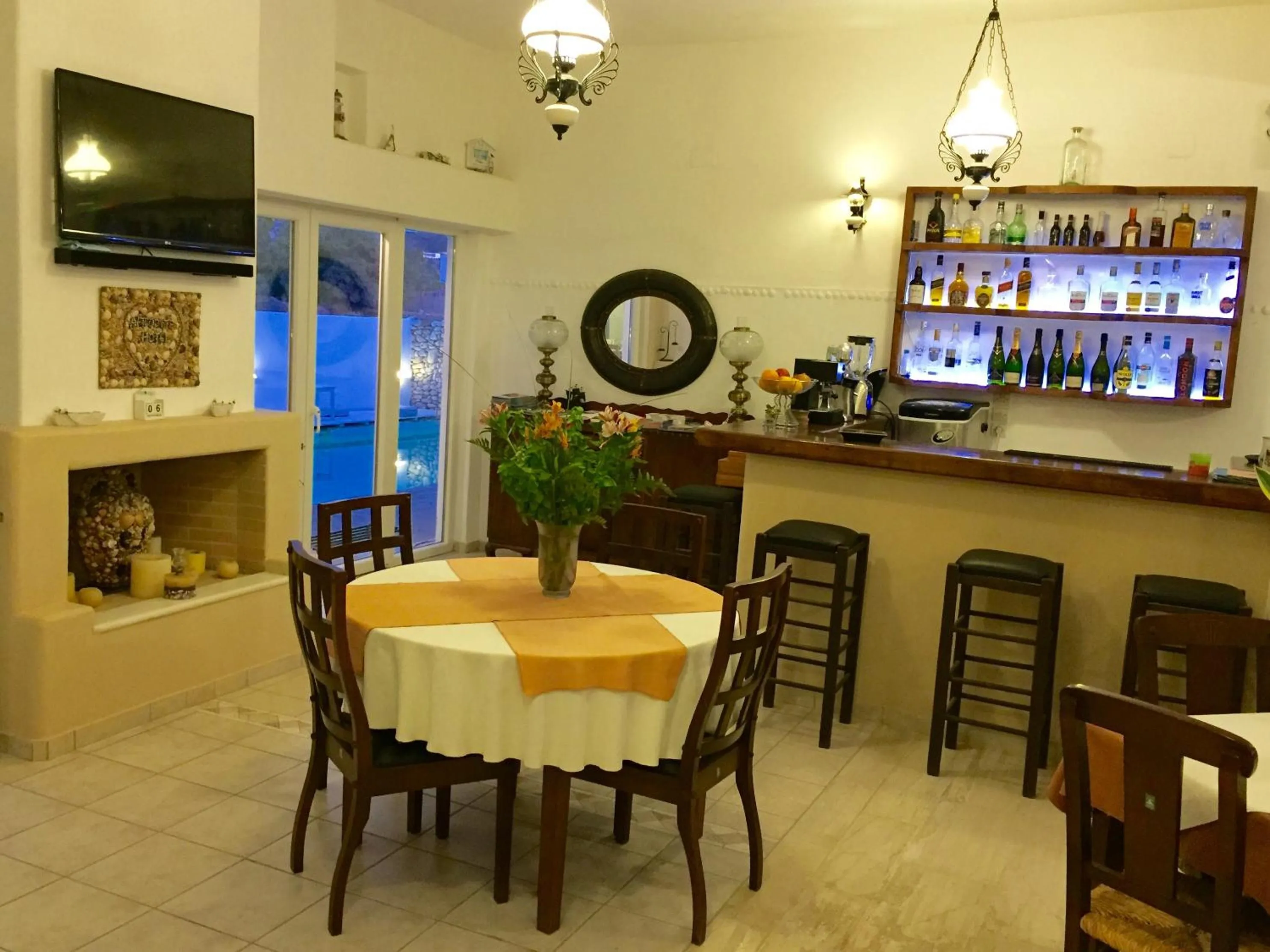 Lounge or bar in Aphrodite Boutique Hotel