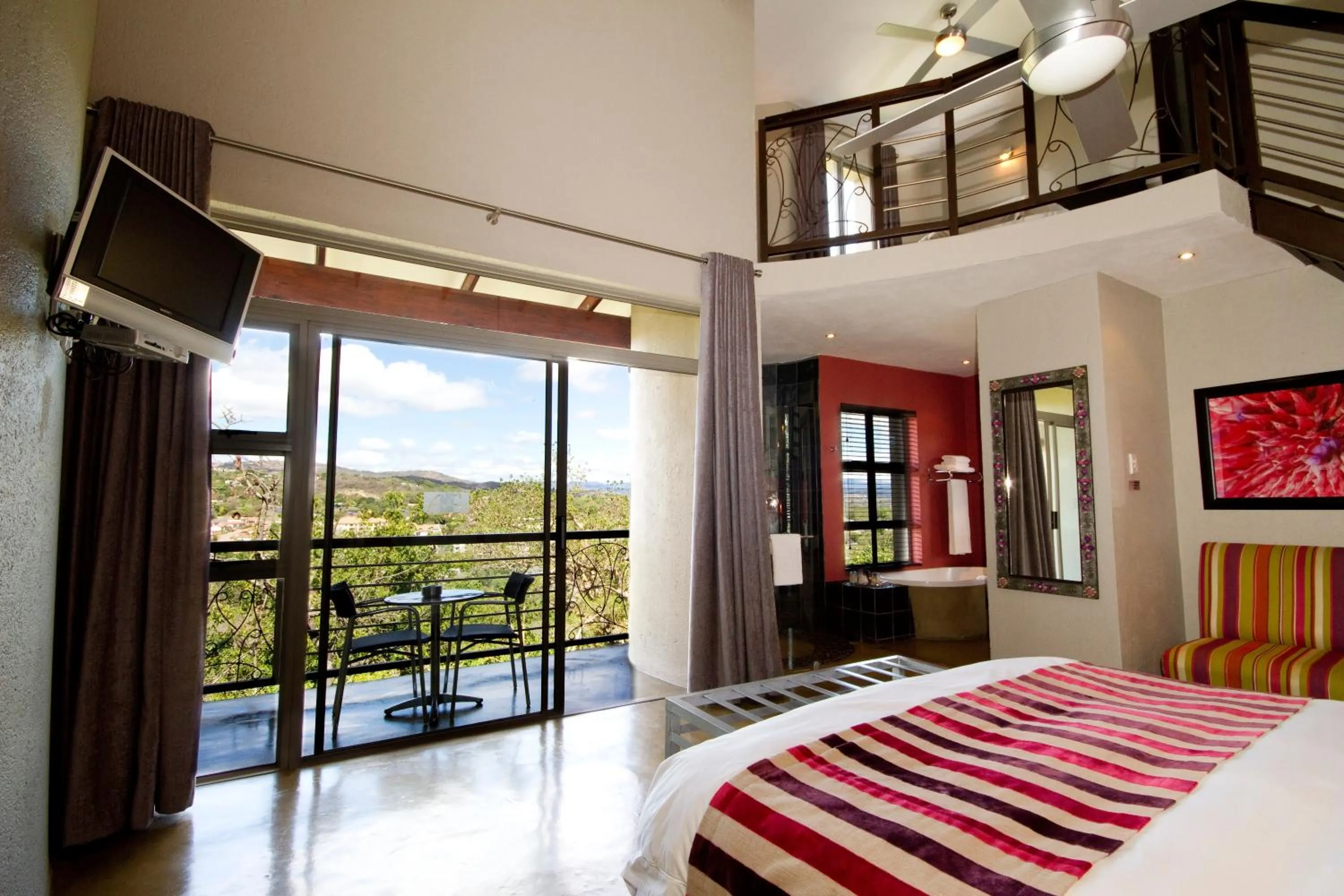 Decorative detail, Bed in Francolin Lodge