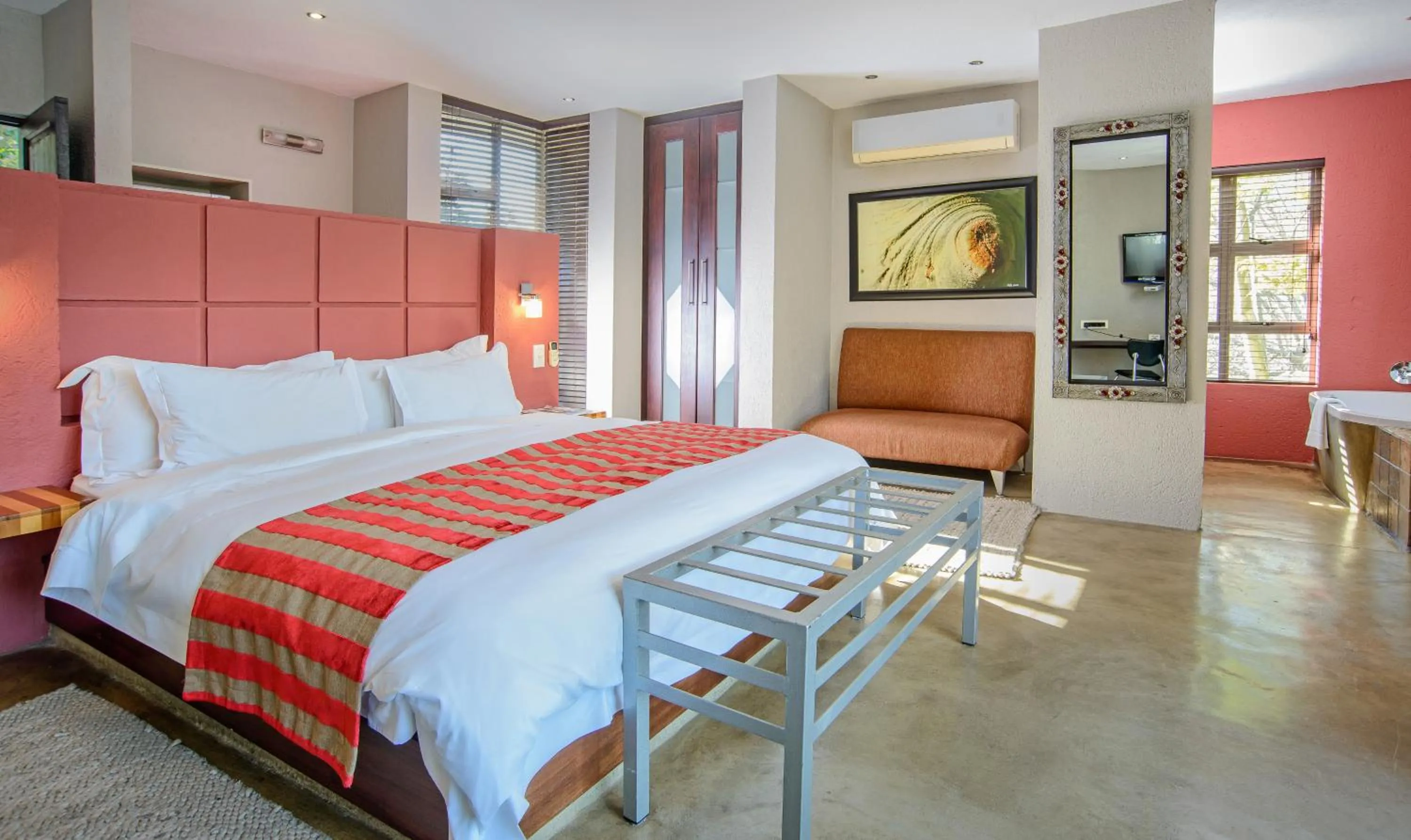 Bedroom, Bed in Francolin Lodge