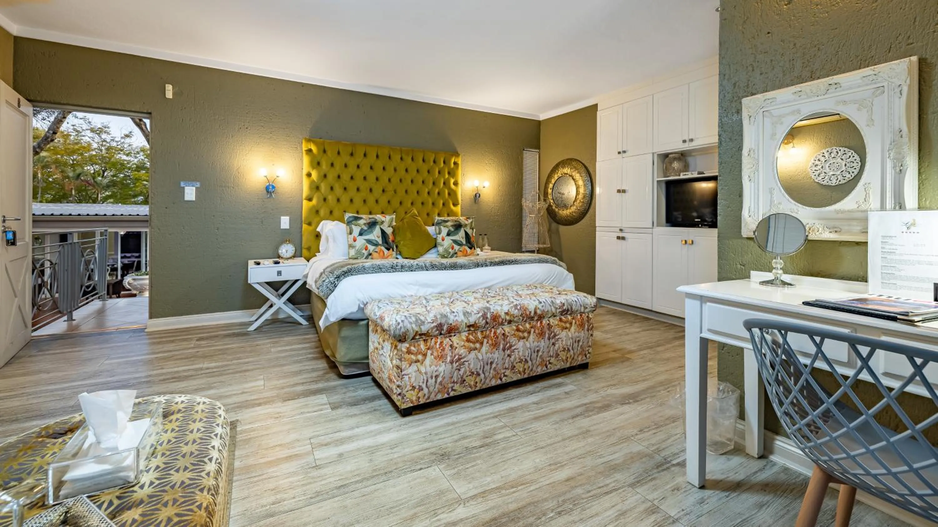 Bed in Loerie's Call Guesthouse