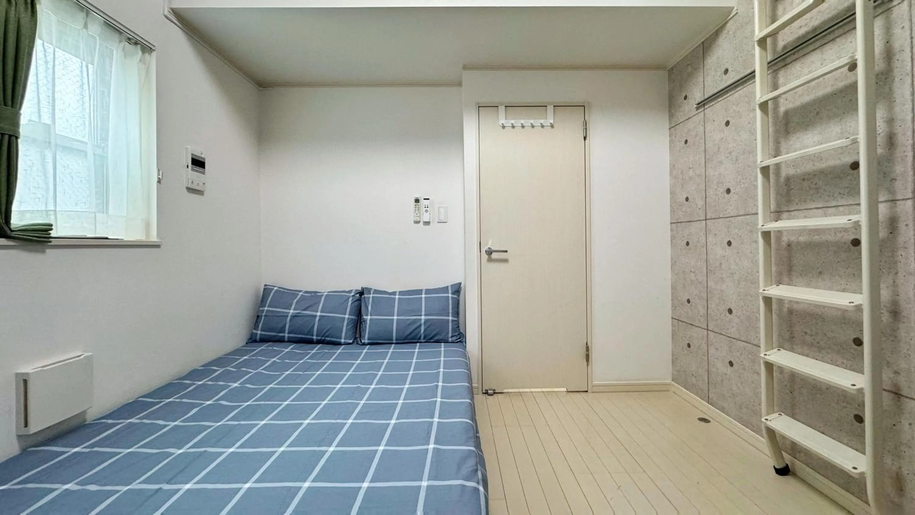 Bed in Sakura Asakusa Private Apartment