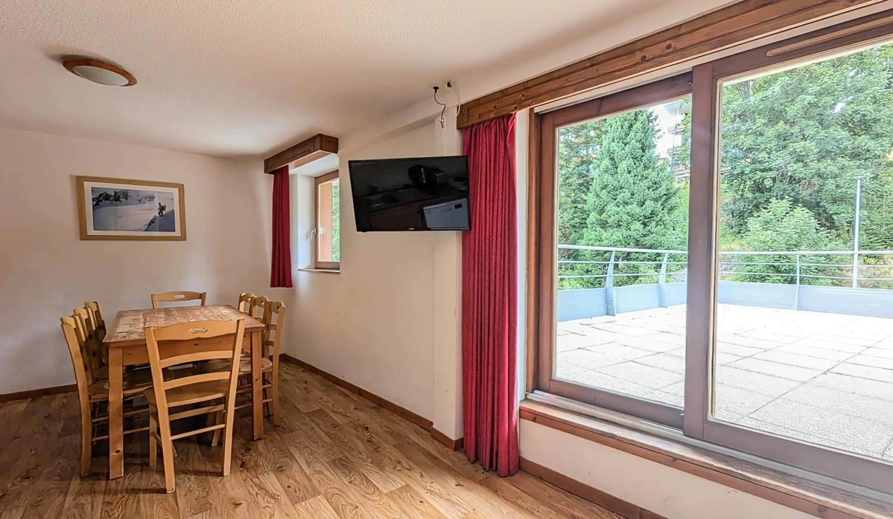 Dining area in Résidence Les Villages du Bachat