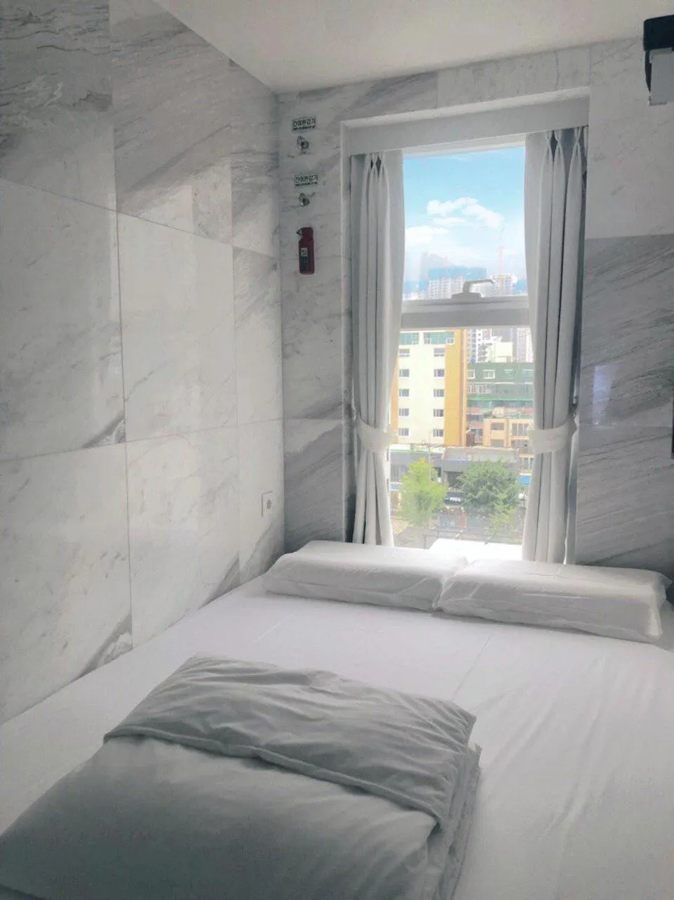 Bed in Gwanganli Hotel 1