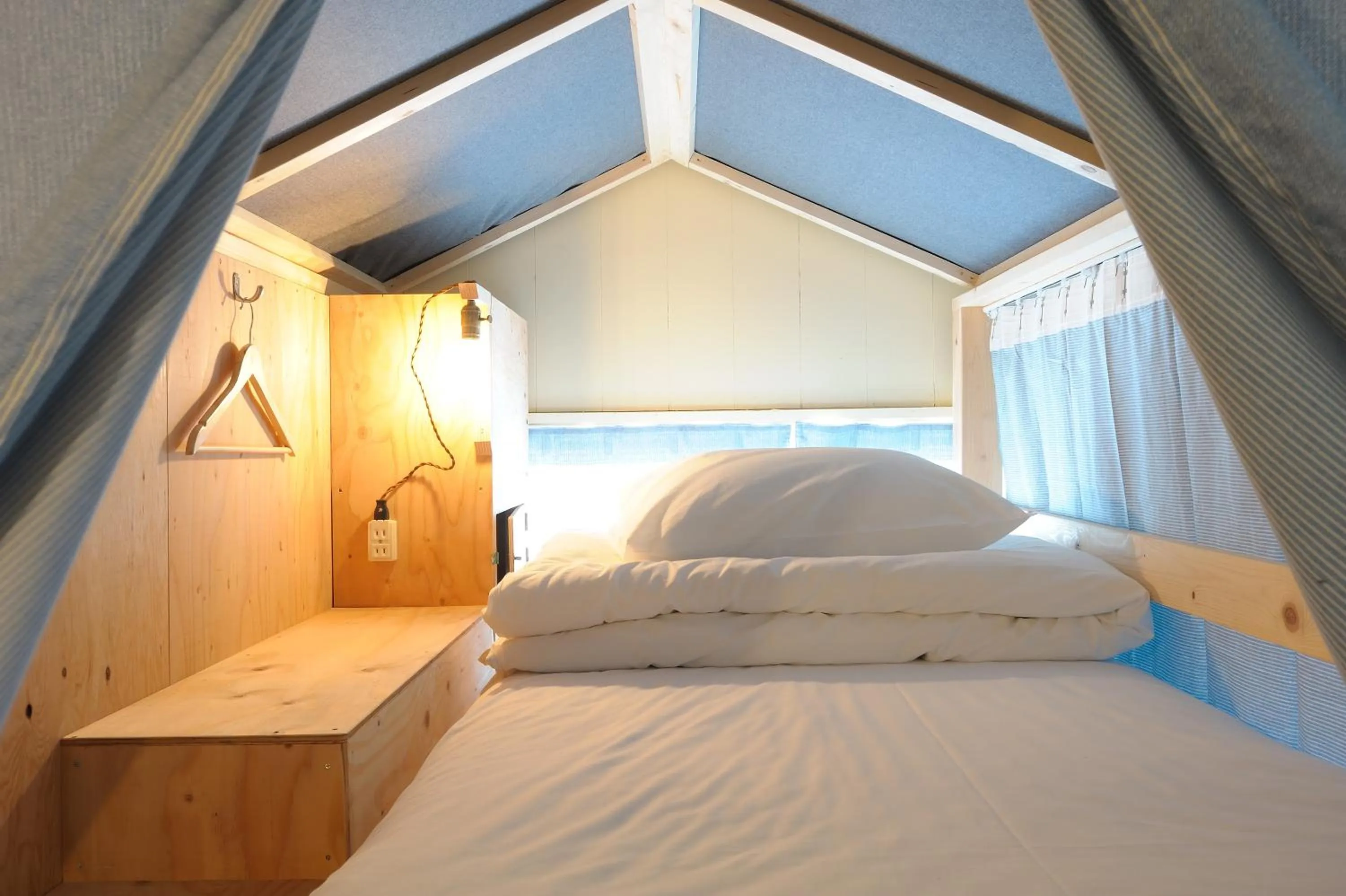 Bed in Kobe Guesthouse MAYA