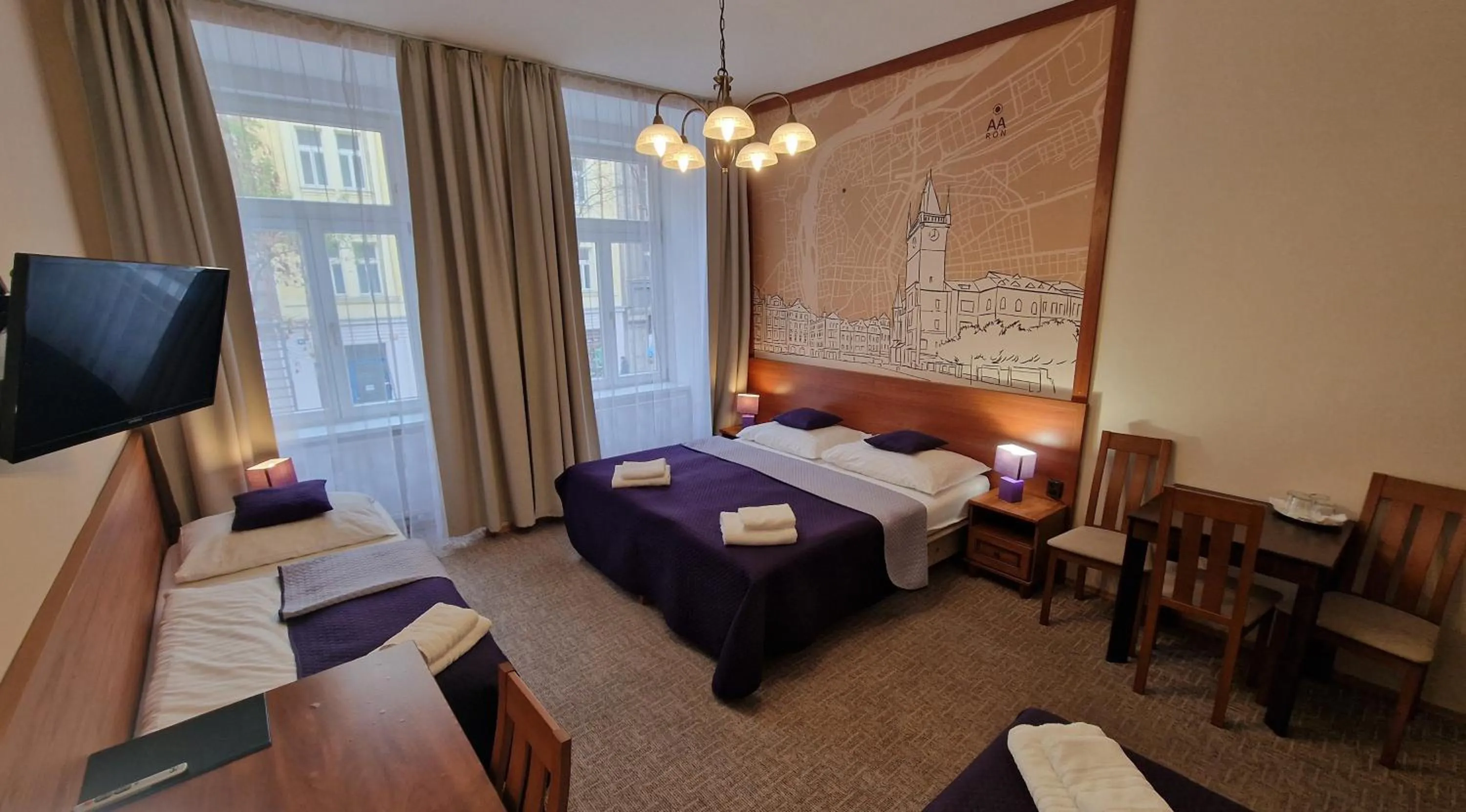 TV and multimedia, Bed in Aaron