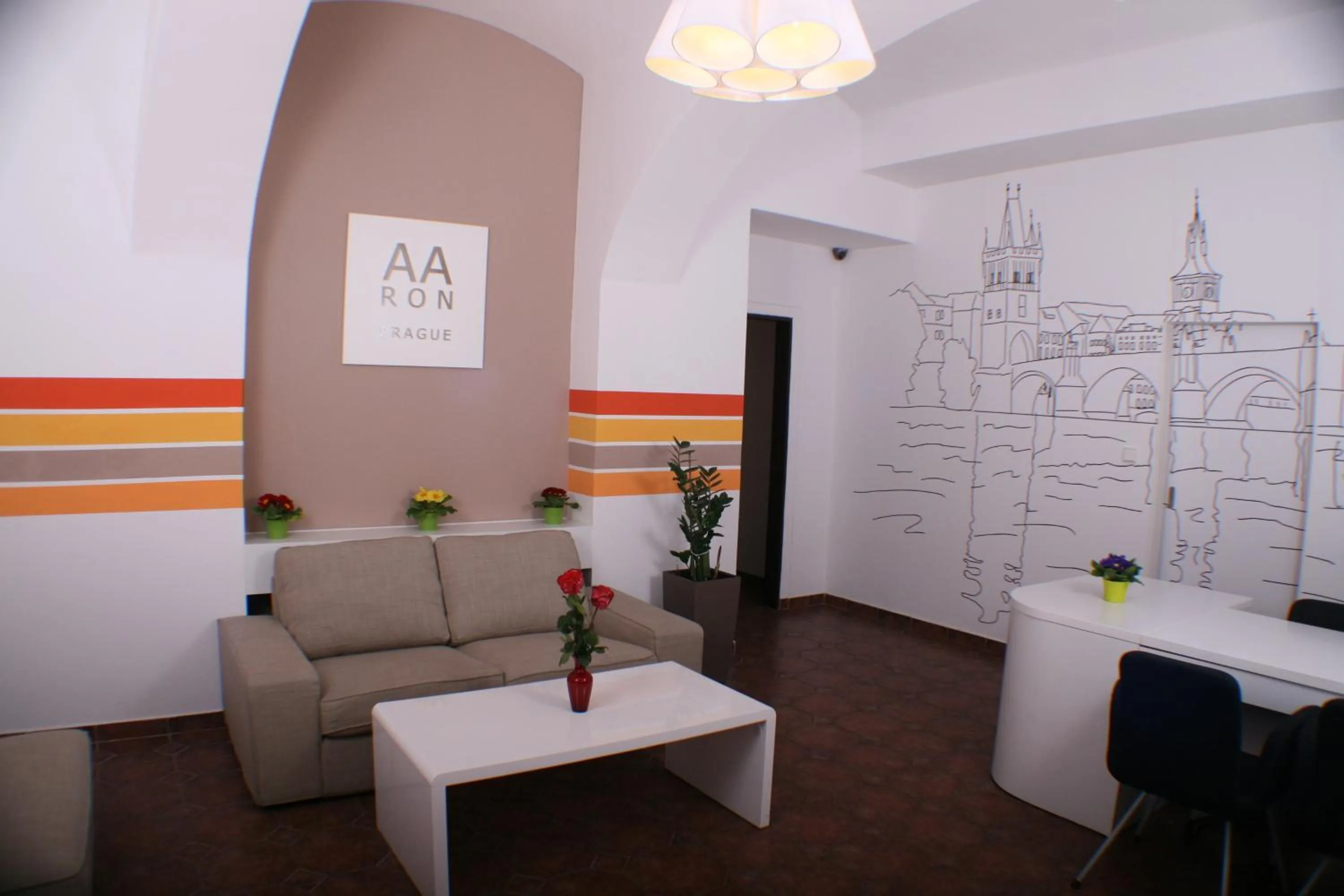 Lobby or reception in Aaron