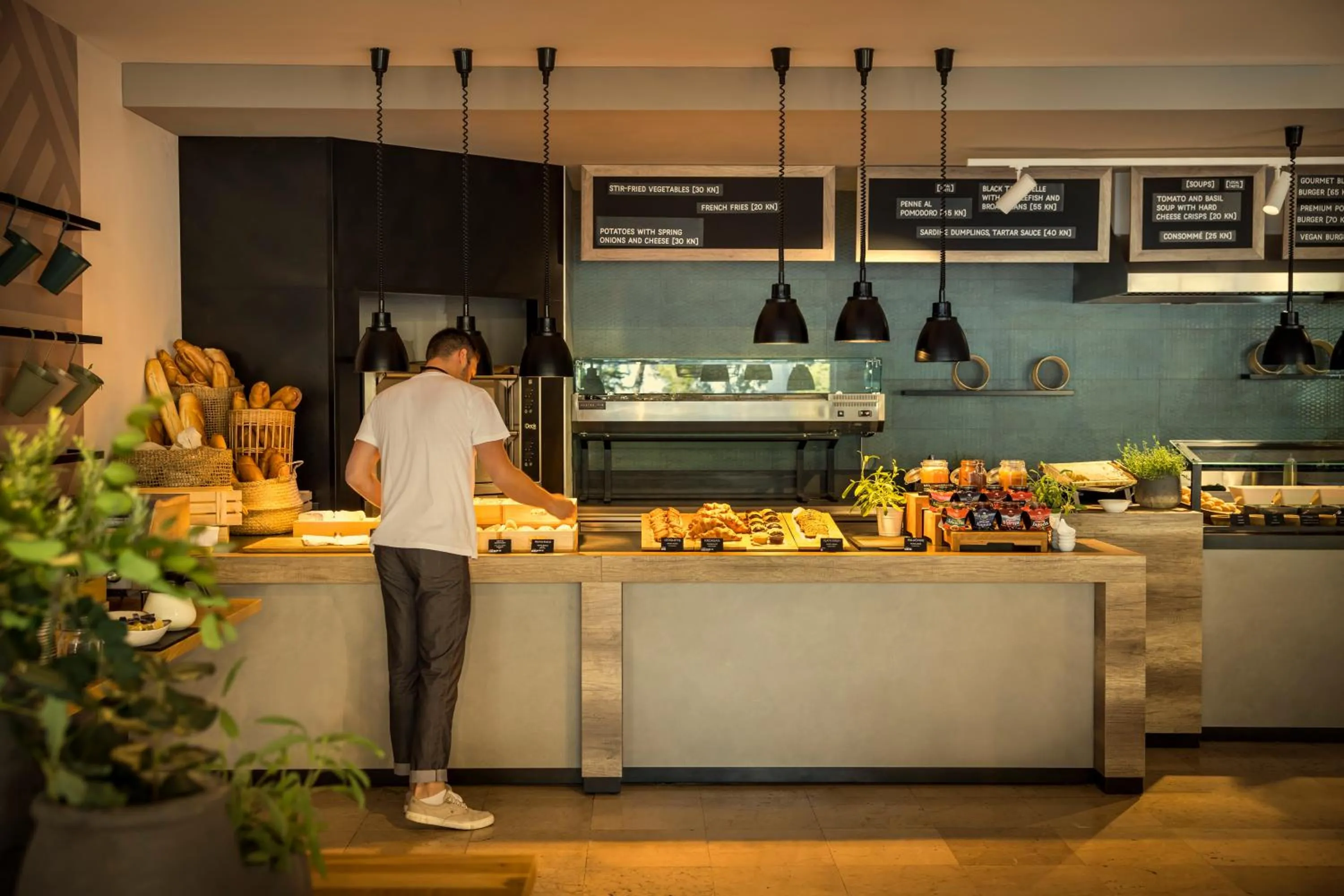 Restaurant/places to eat in PLACES Hvar Hotel by Valamar