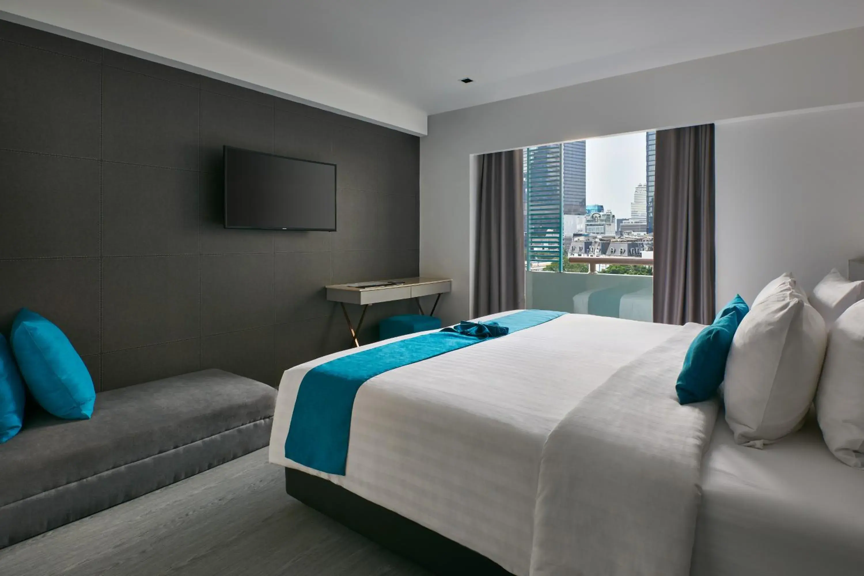Executive Corner room in Haven't Met Bangkok Silom by Cross Collection Executive Corner room in Haven't Met Bangkok Silom by Cross Collection