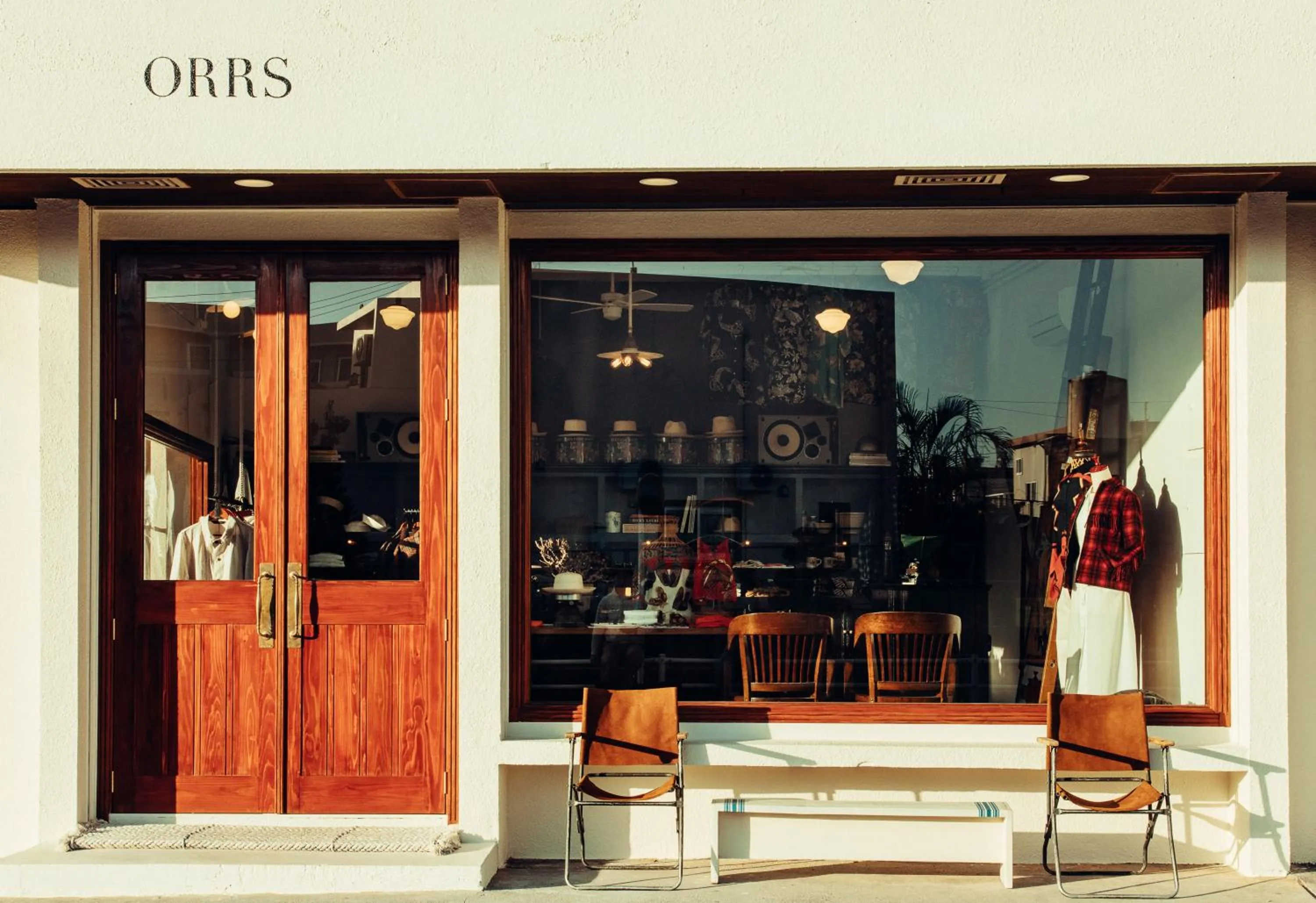 Facade/entrance in Orrs