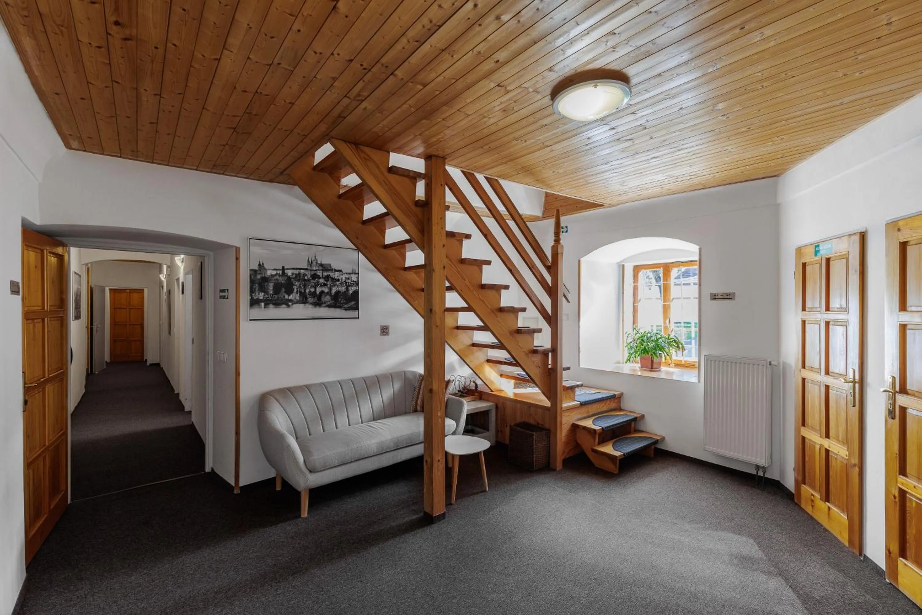 Seating area, Bed in Hotel BELLA