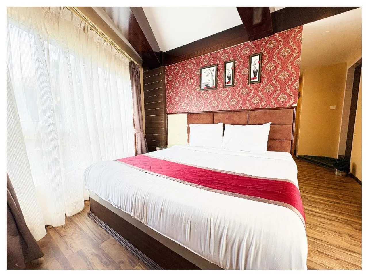 Bed in Hotel Zambala Retreat & Spa Darjeeling