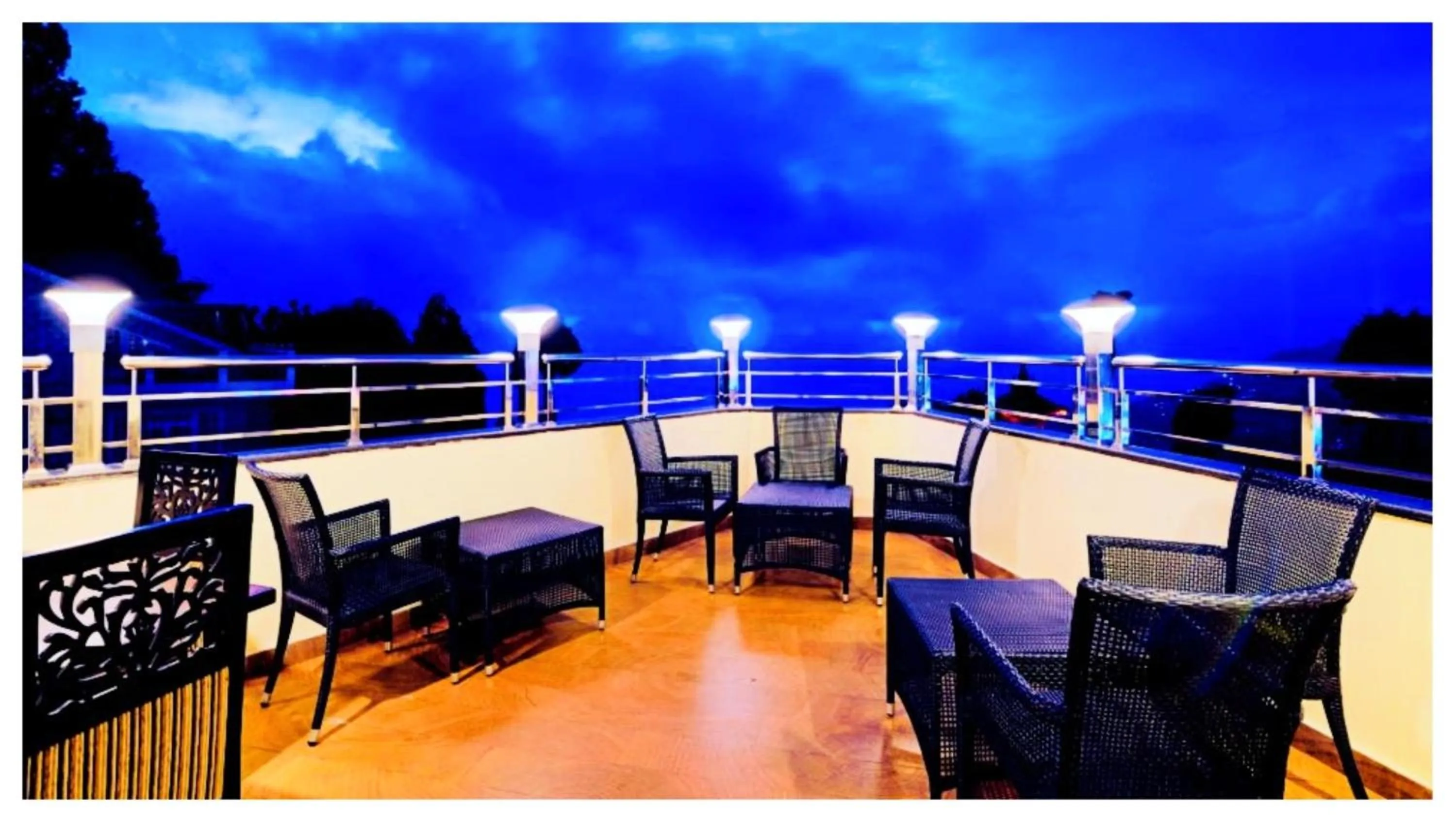 Night in Hotel Zambala Retreat & Spa Darjeeling