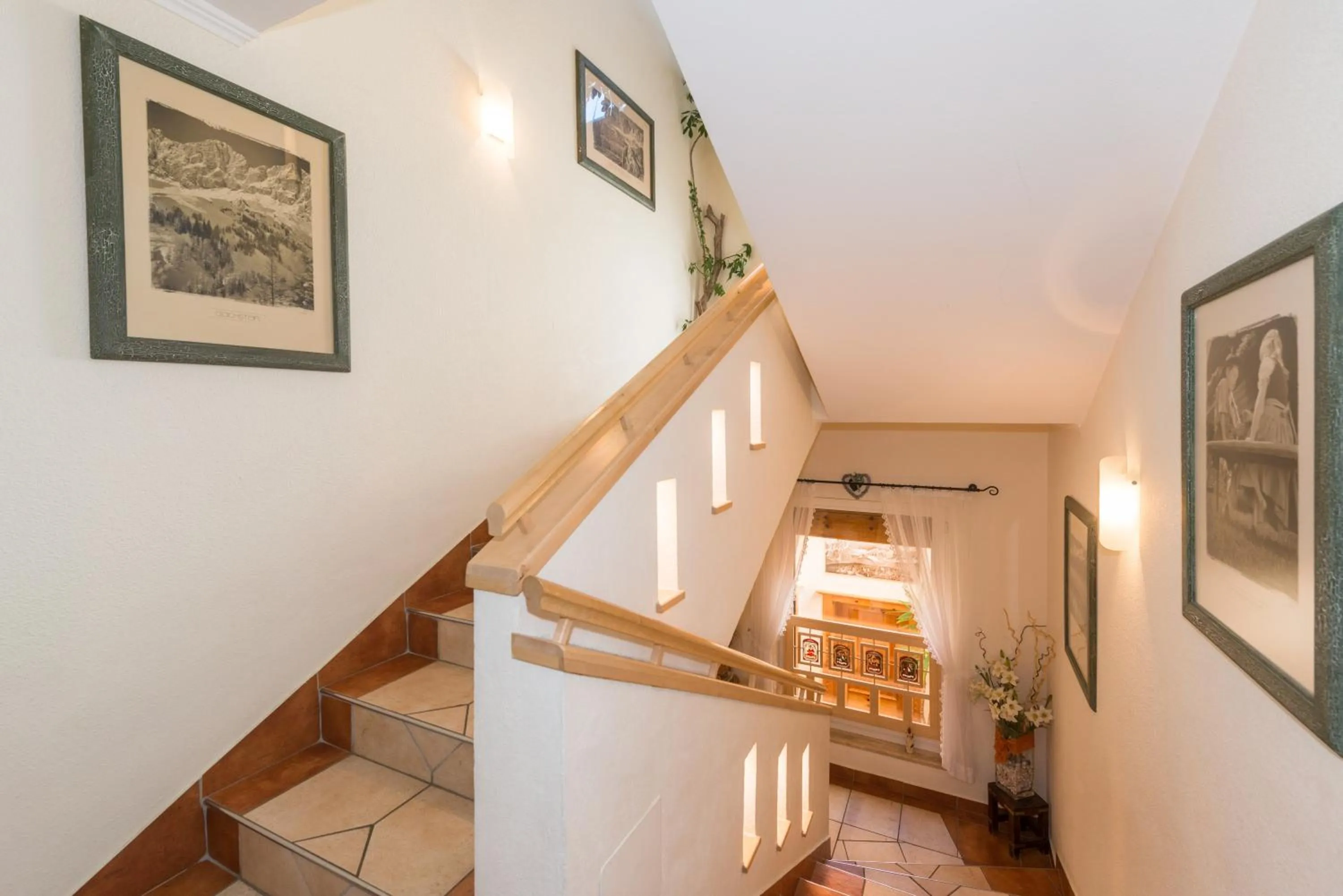 Lobby or reception, Bed in Landhaus & Ferienwohnungen Bergrast