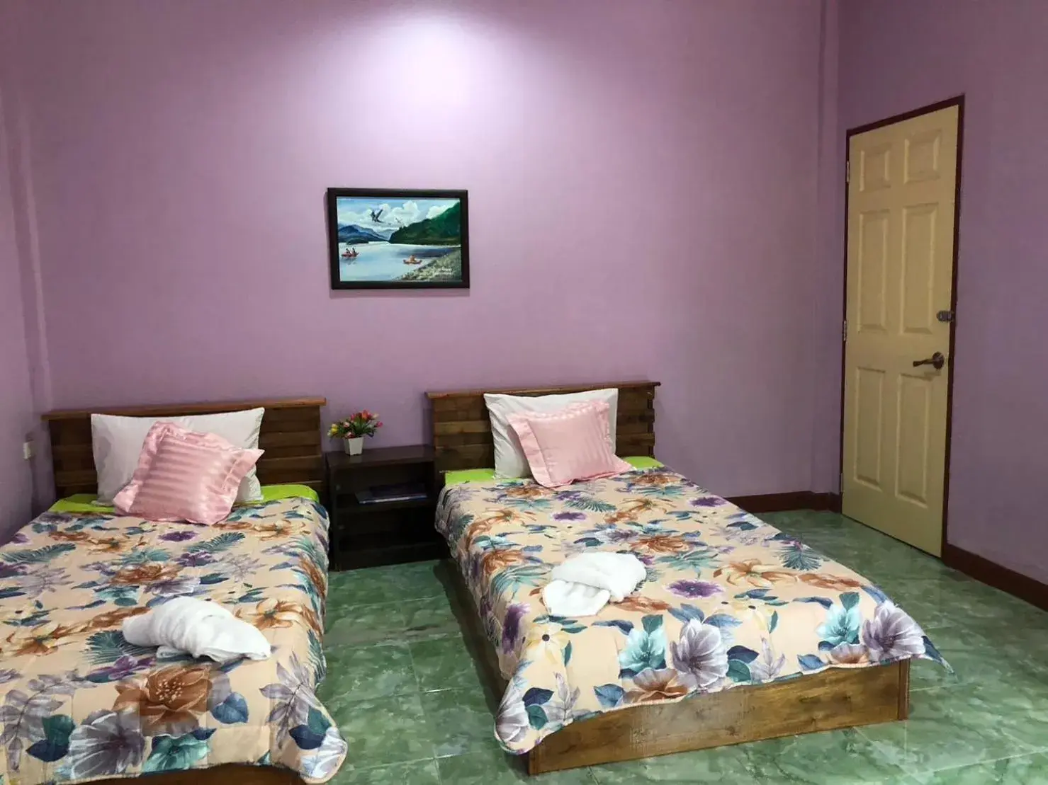 Twin Room with Garden View in Green Happy Homestay Twin Room with Garden View in Green Happy Homestay