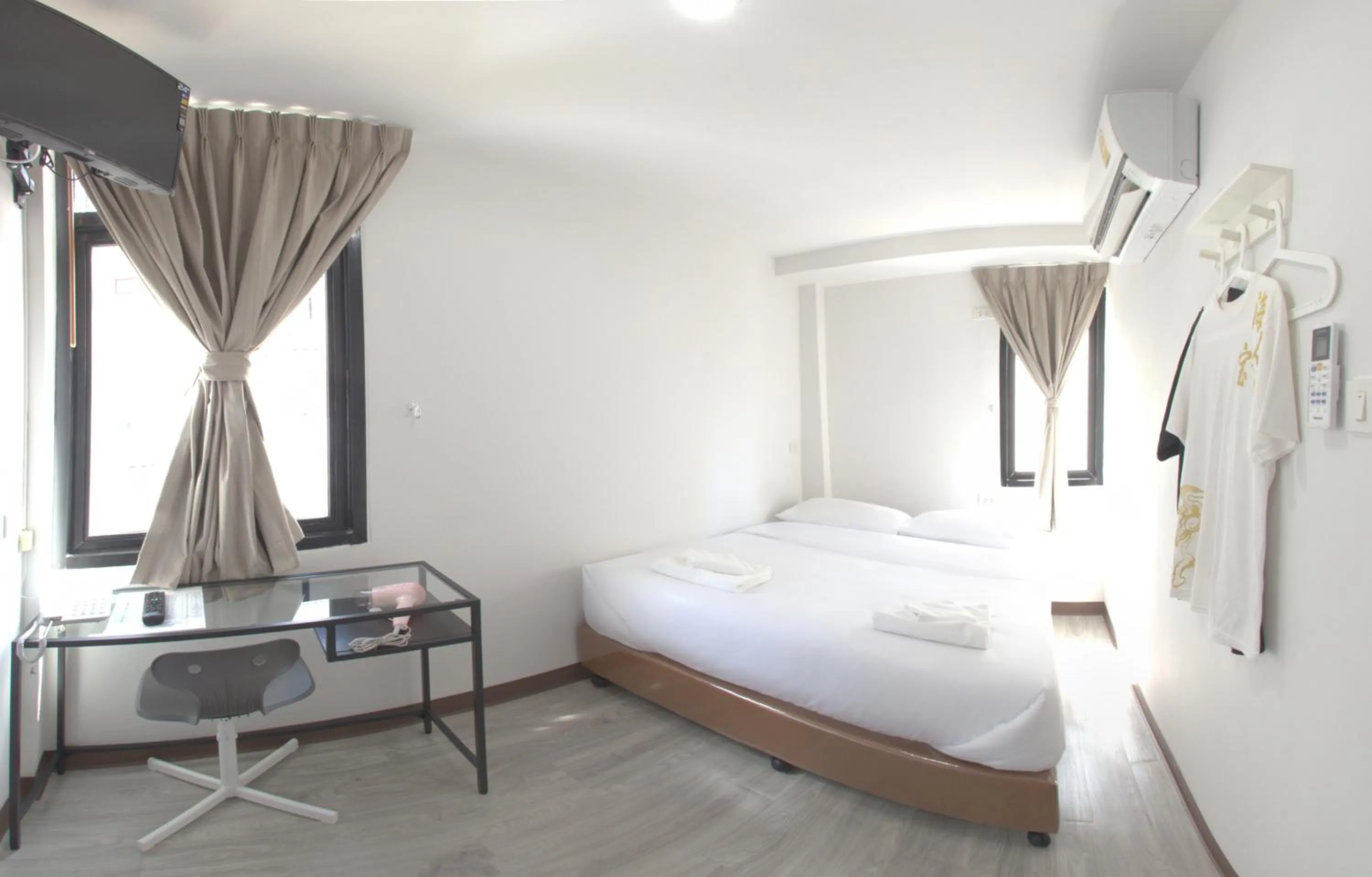 Bed in Le Bonheur Poshtel