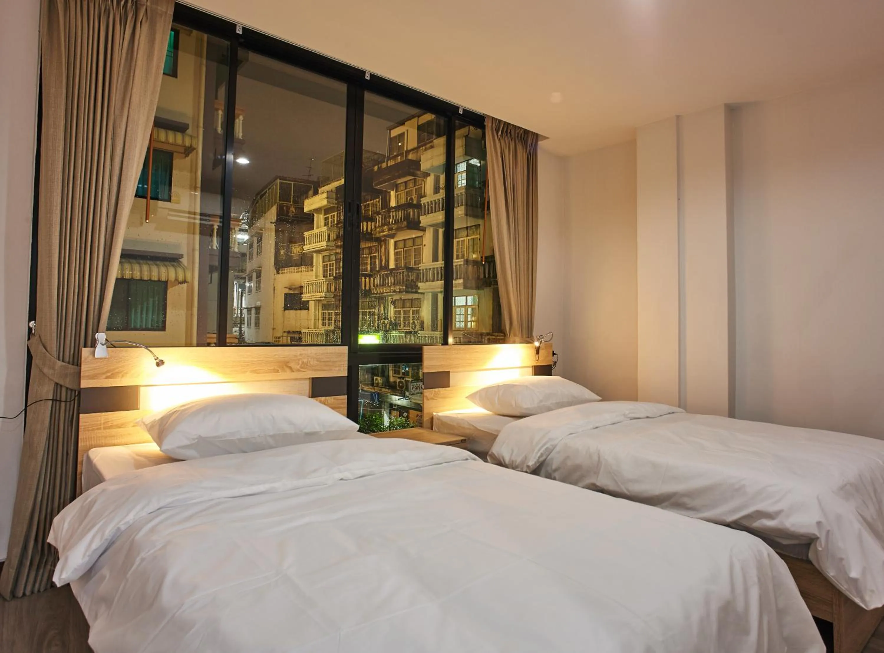 Bed in Le Bonheur Poshtel