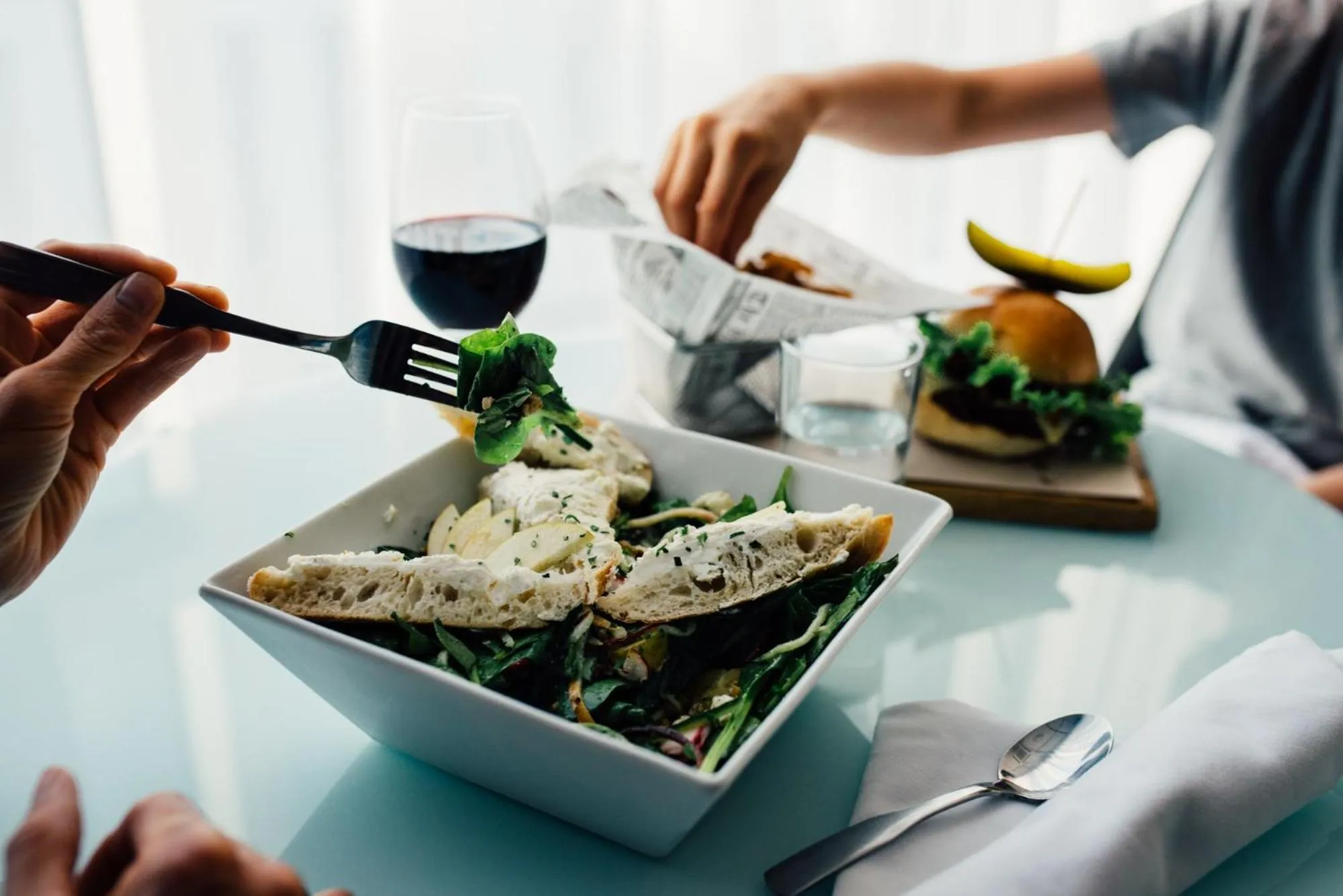 Lunch in Hotel Chicoutimi, affilié à Hyvi