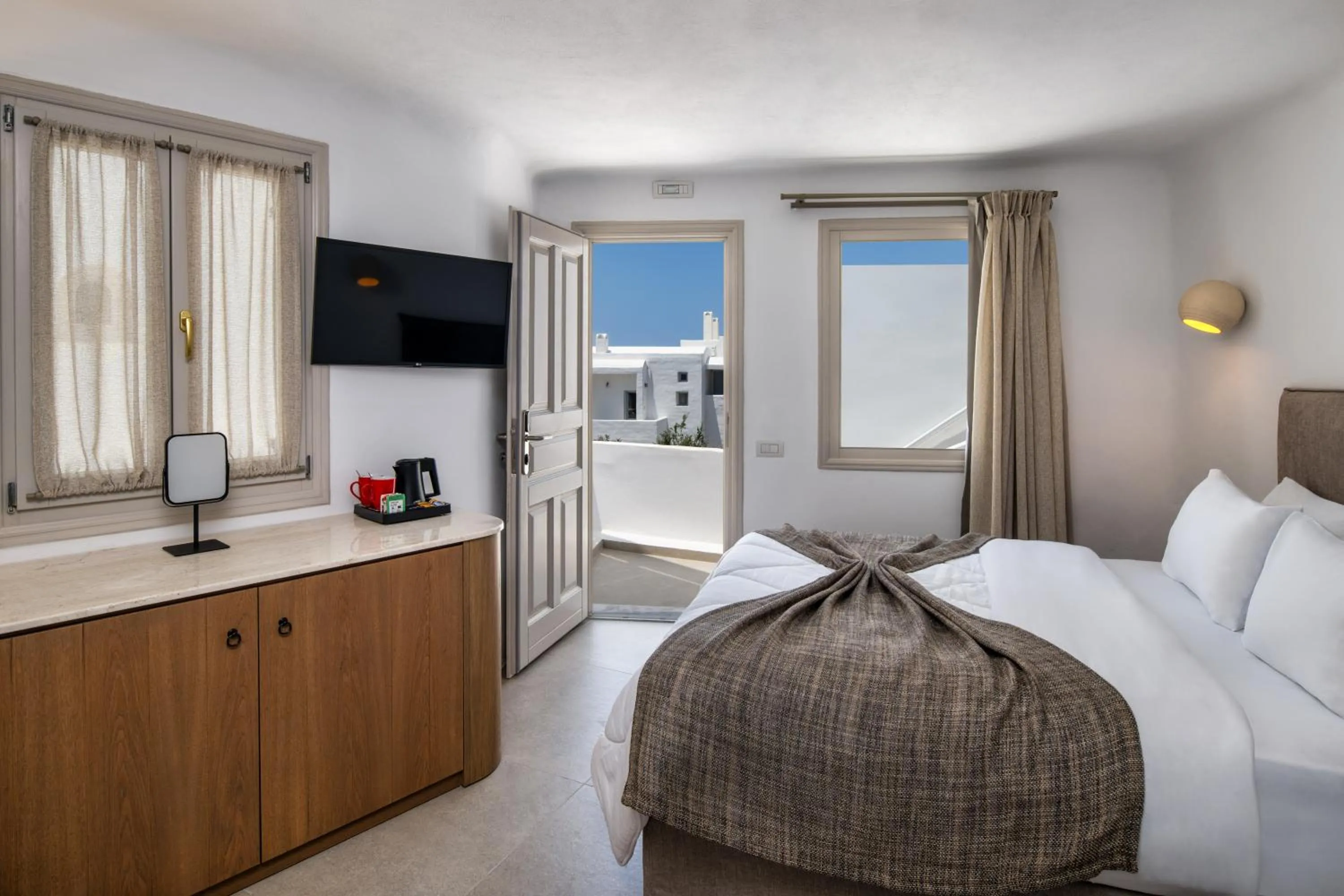 Bedroom, Bed in Ira Hotel & Spa - Adults Only