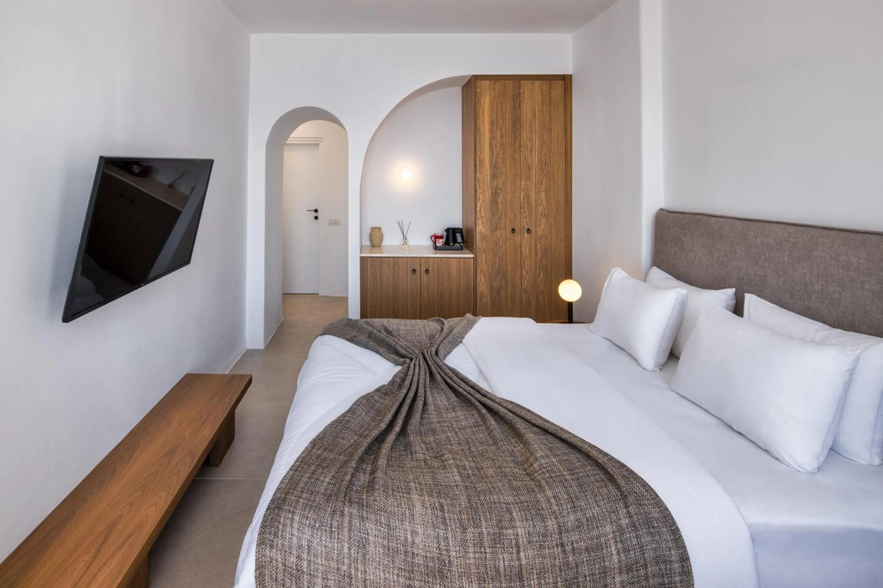 Photo of the whole room, Bed in Ira Hotel & Spa - Adults Only