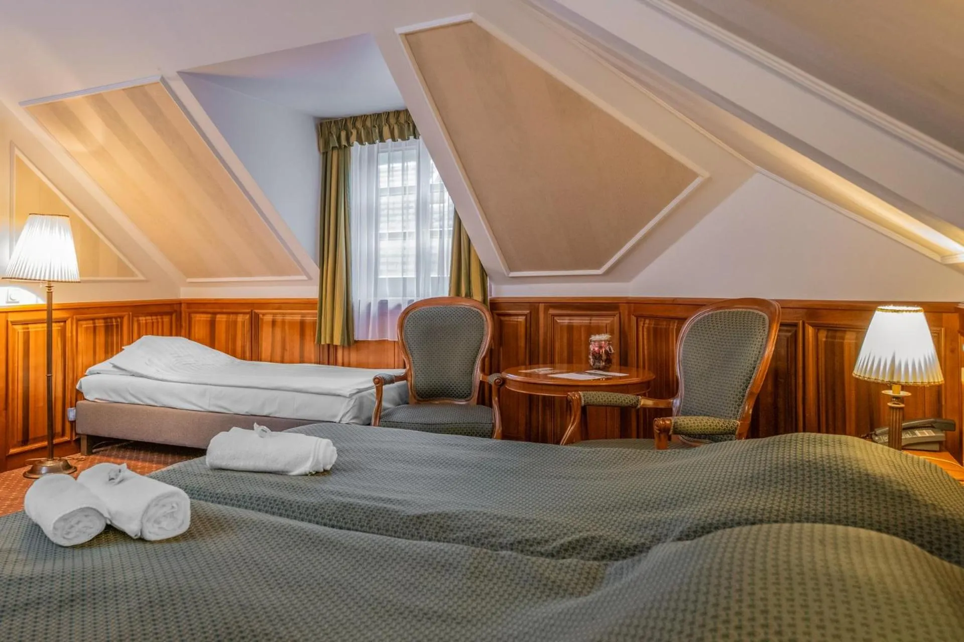 Bed in Kastélyhotel Sasvár Resort