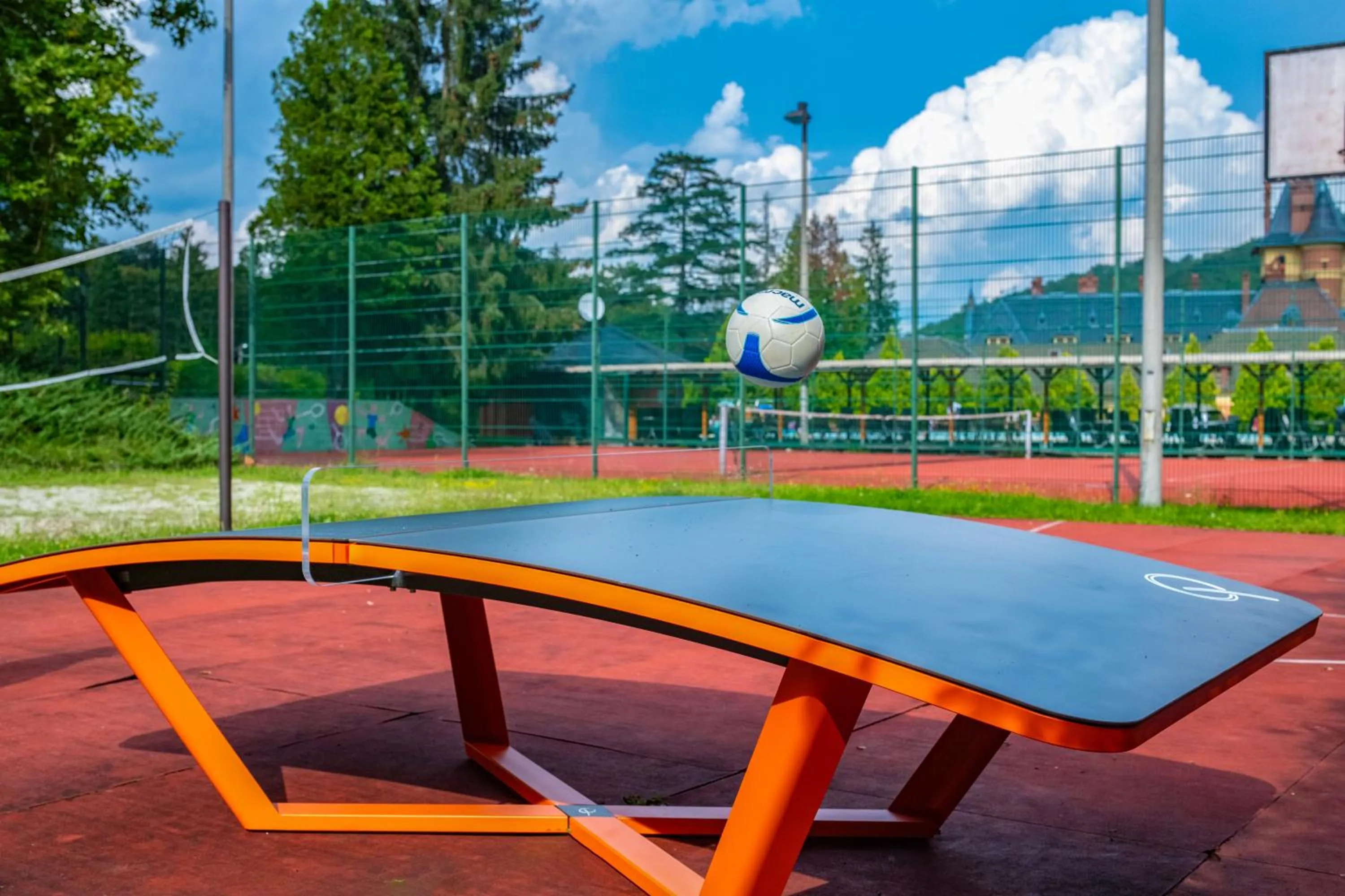 Kastélyhotel Sasvár Resort