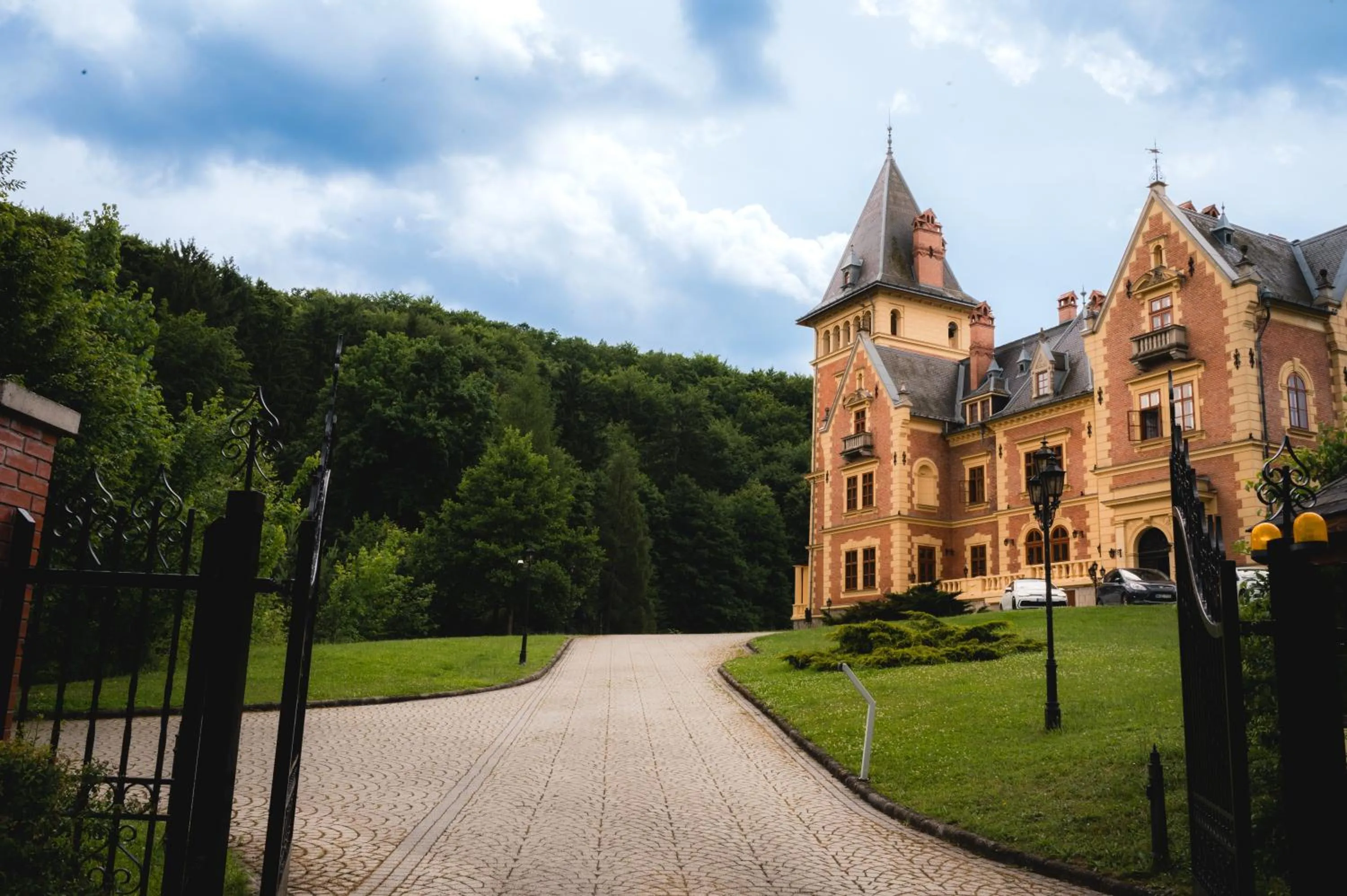 Kastélyhotel Sasvár Resort