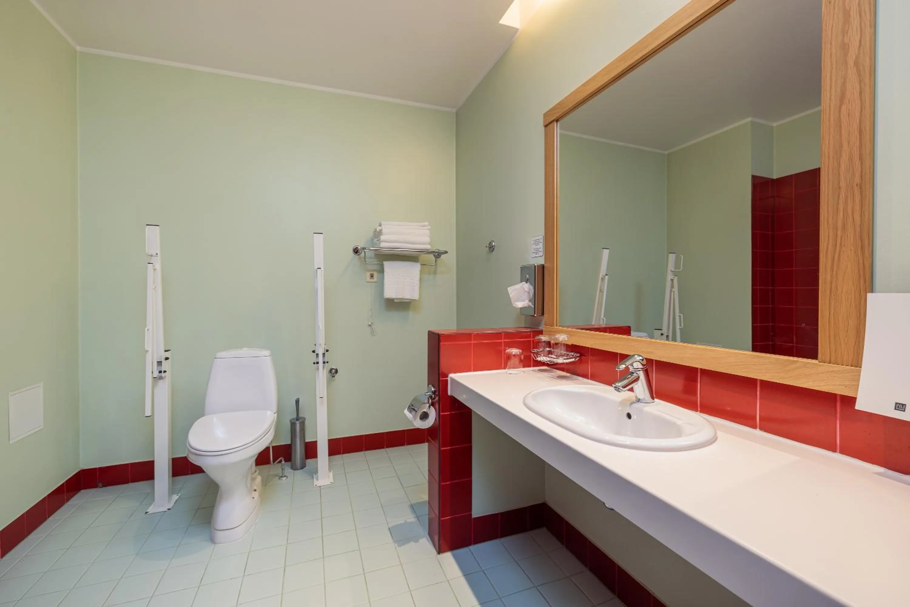 Shower in Hotel Soho