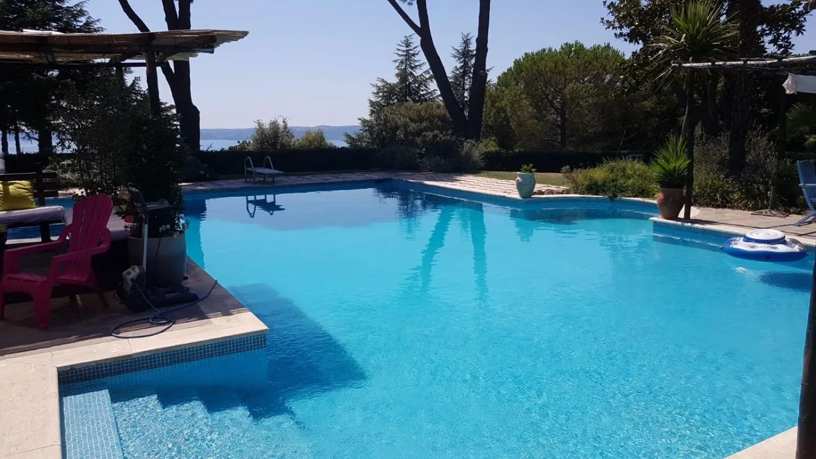 Swimming pool in Almanuda Naturist Village
