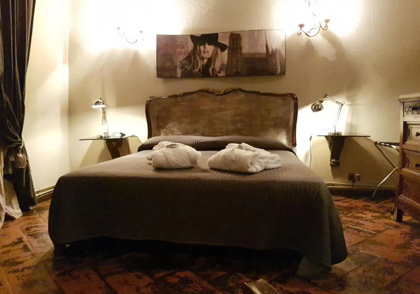 Bed in Almanuda Naturist Village